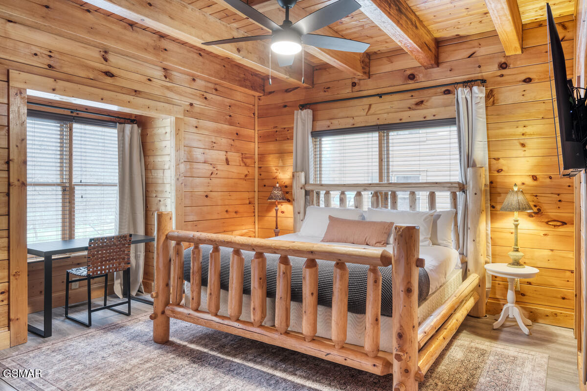 307 Caney Creek Road Pigeon Forge TN 37863