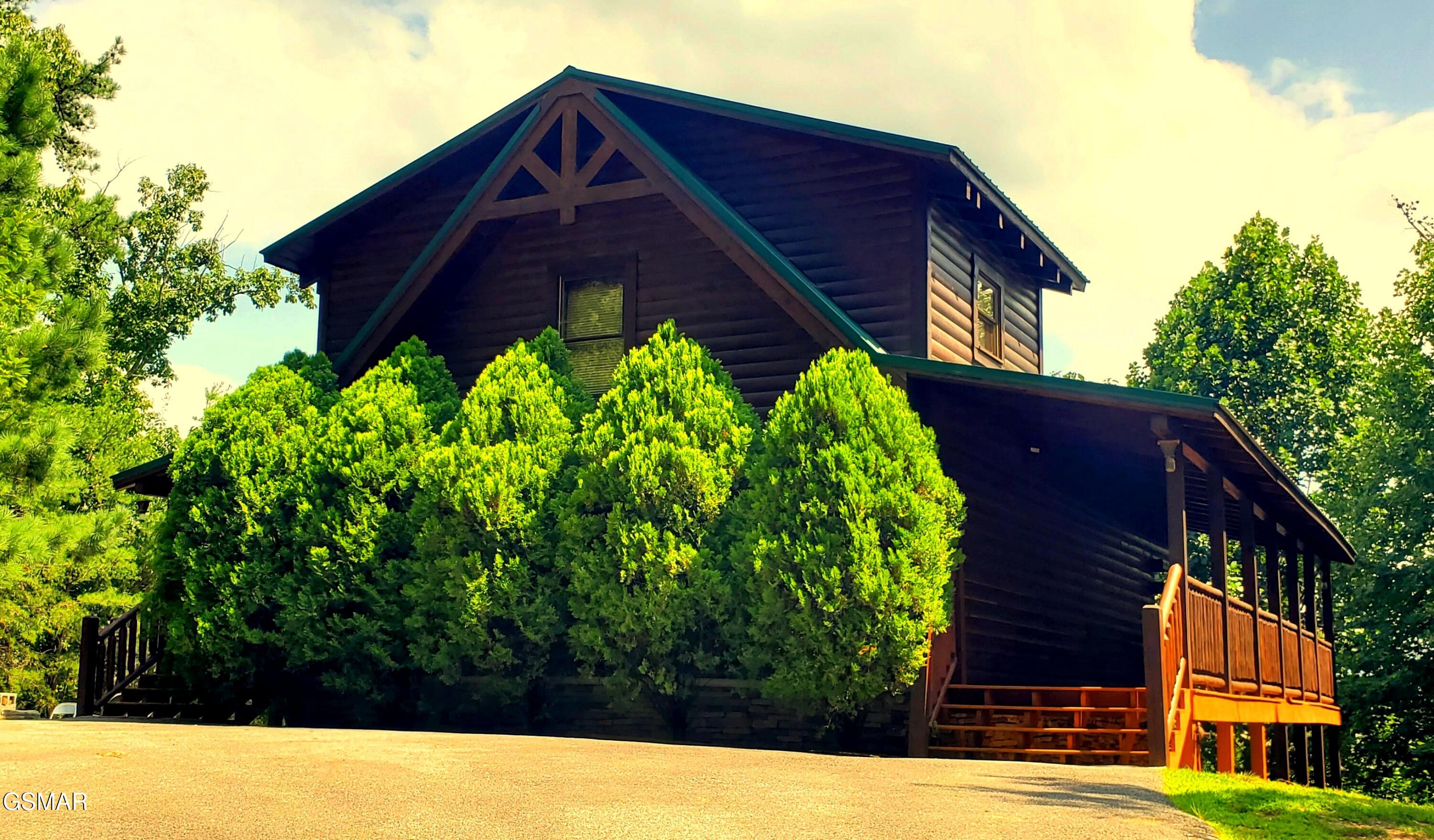 2705 Sawmill Branch Drive Sevierville TN 37862