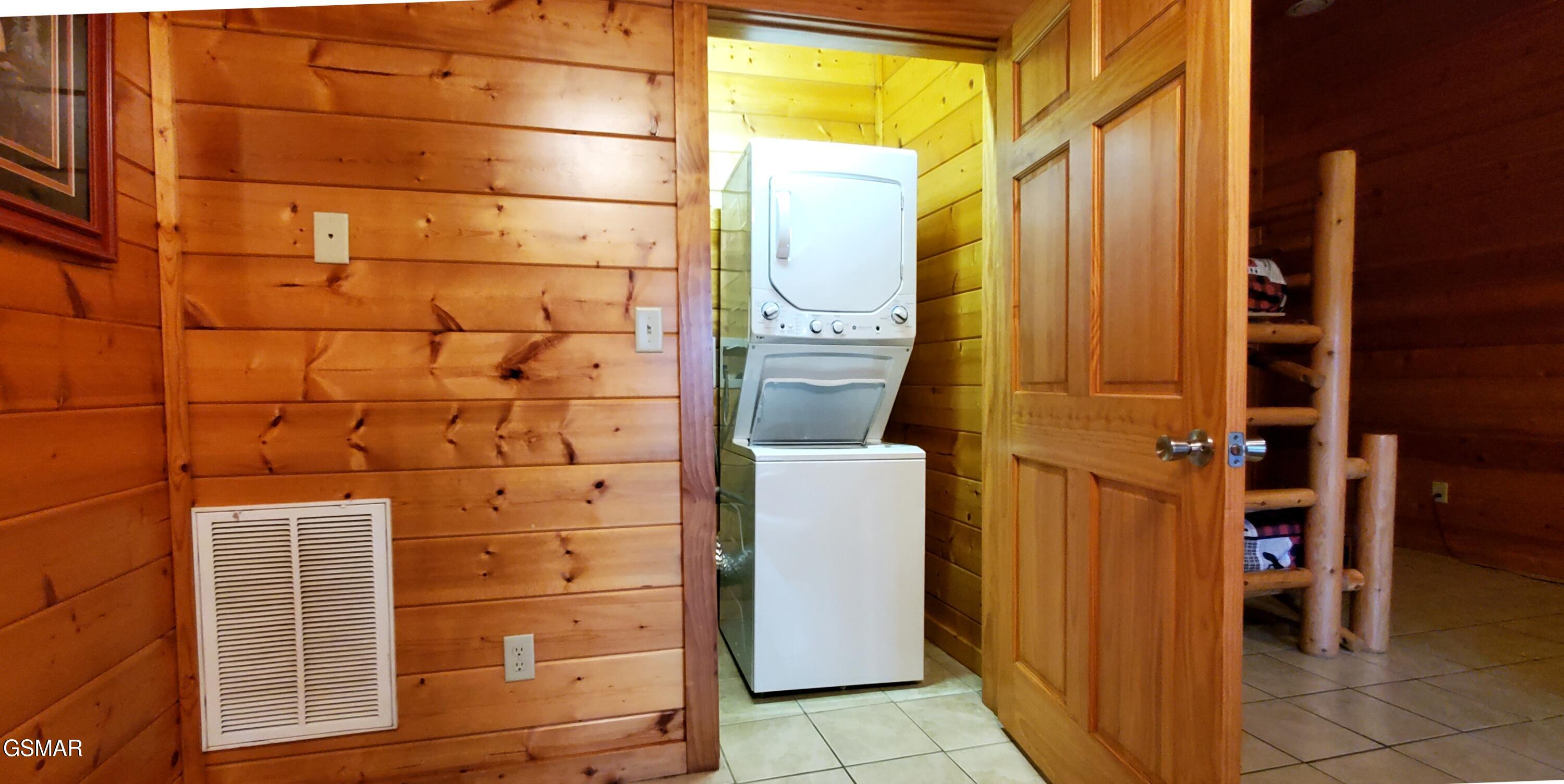 2705 Sawmill Branch Drive Sevierville TN 37862