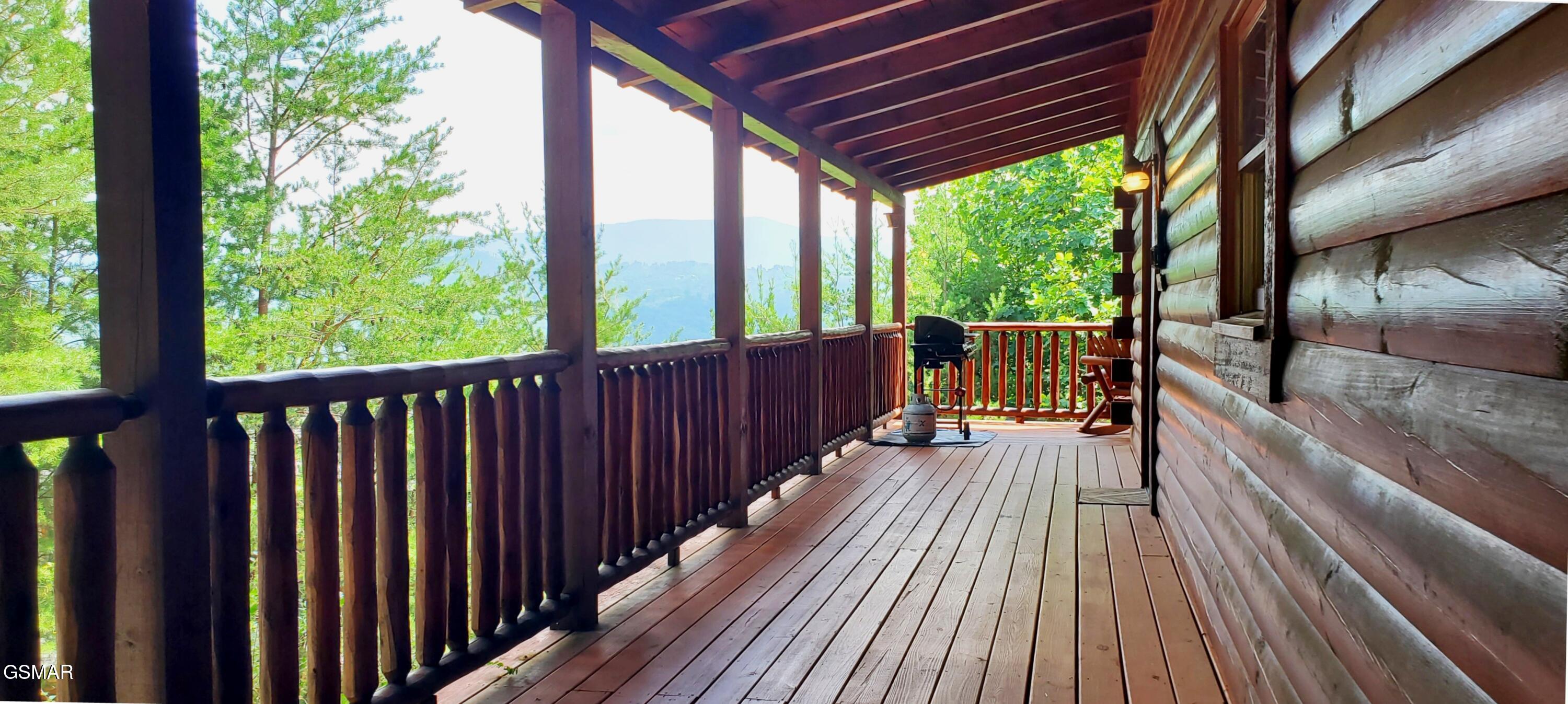 2705 Sawmill Branch Drive Sevierville TN 37862