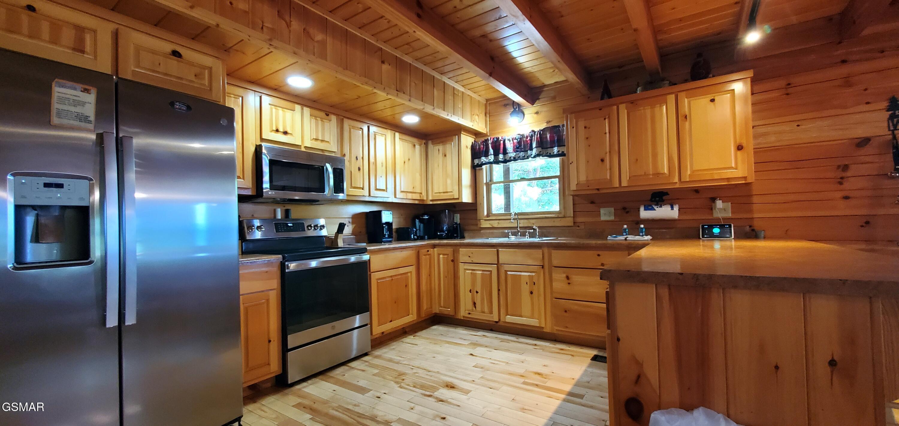 2705 Sawmill Branch Drive Sevierville TN 37862