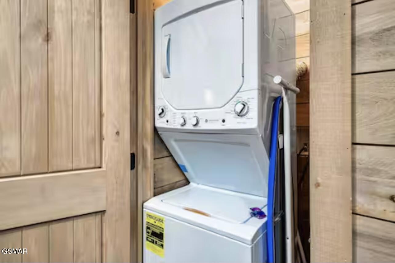 1508 Mountain Drive Sevierville TN 37876