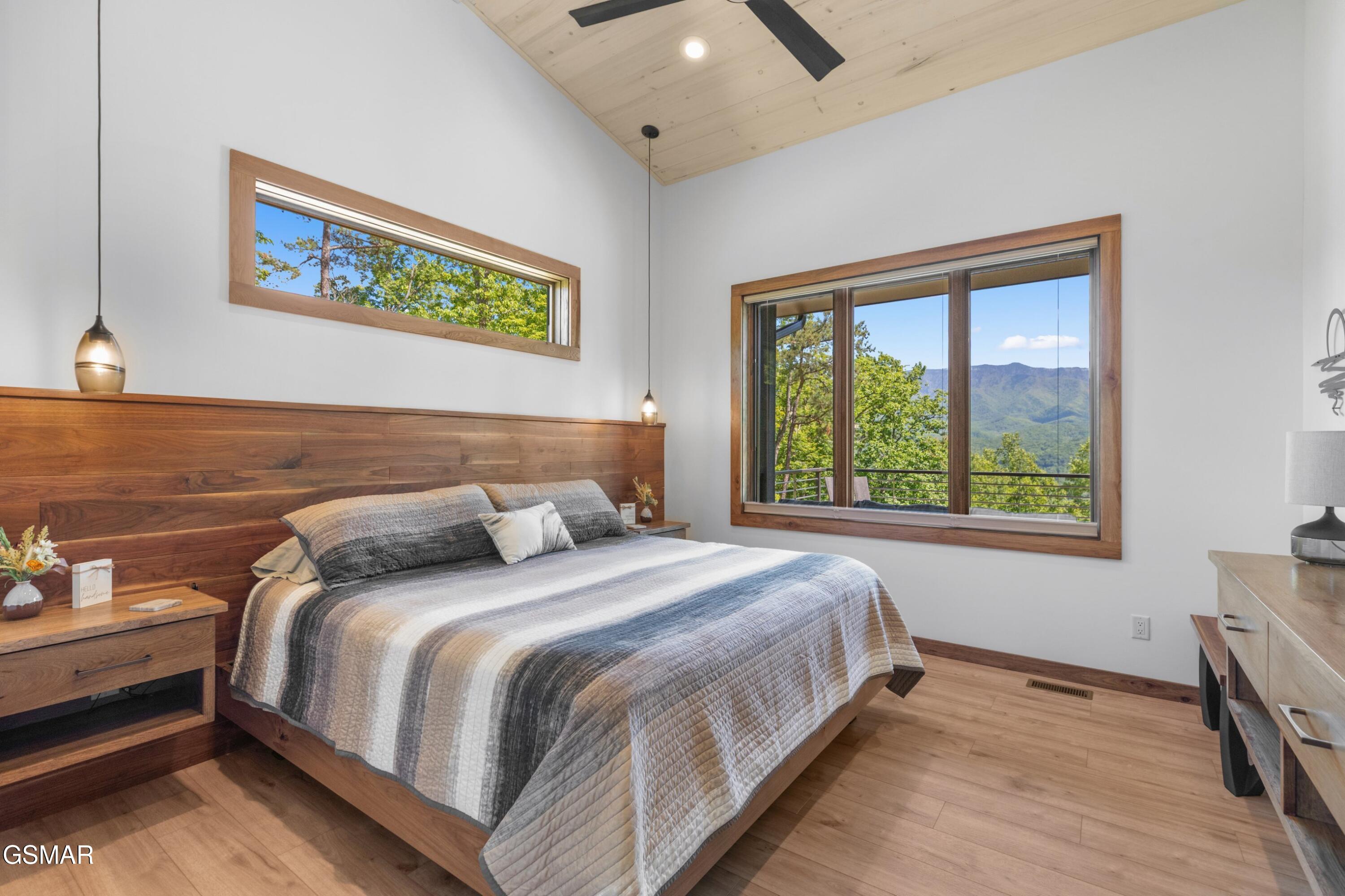 923 Smoky Court Gatlinburg TN 37738