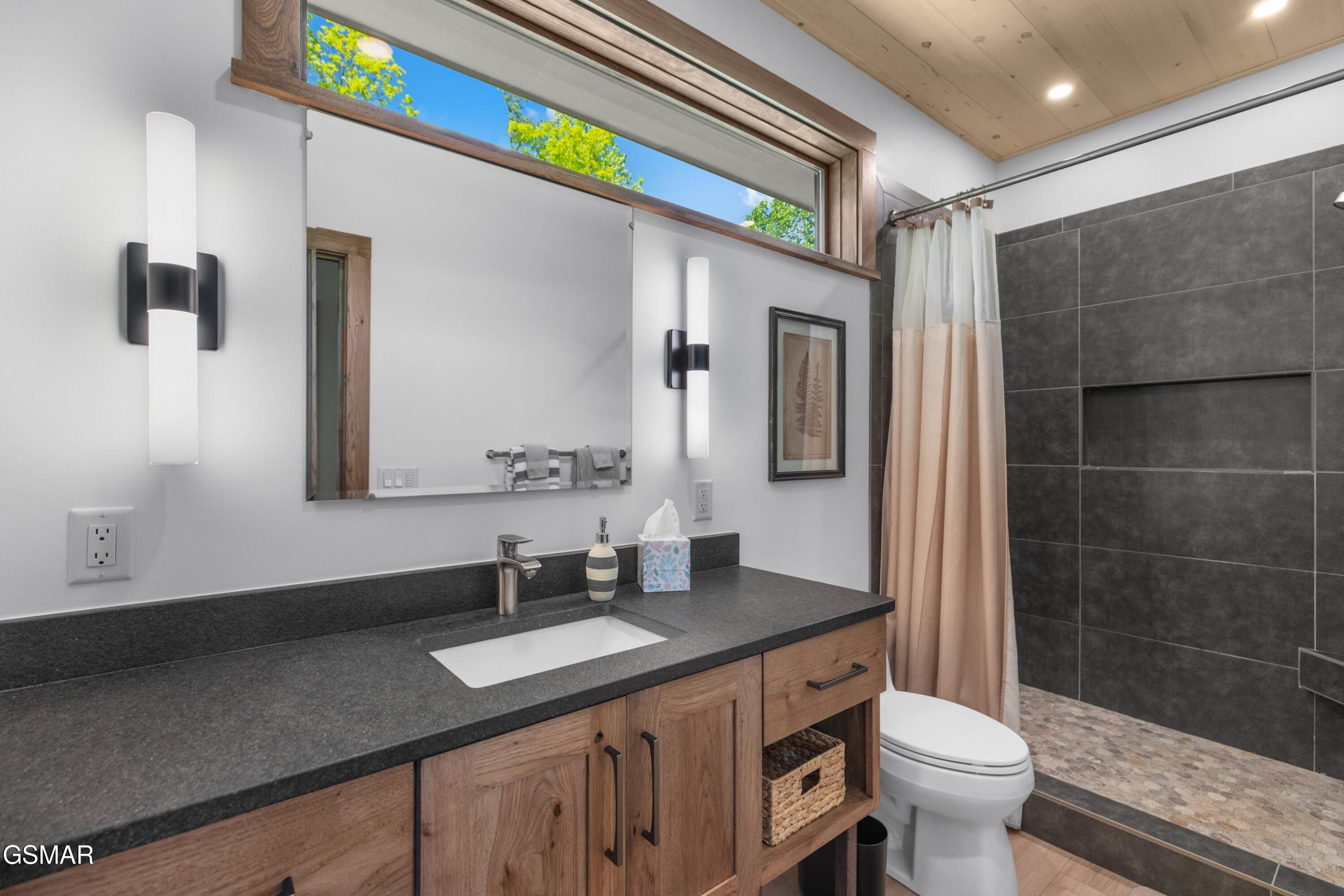923 Smoky Court Gatlinburg TN 37738