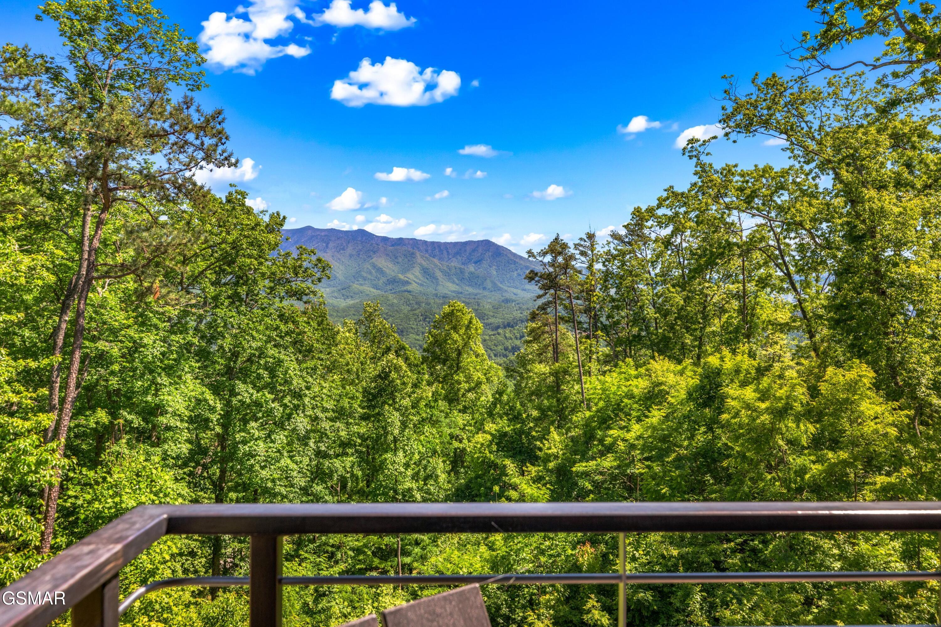 923 Smoky Court Gatlinburg TN 37738
