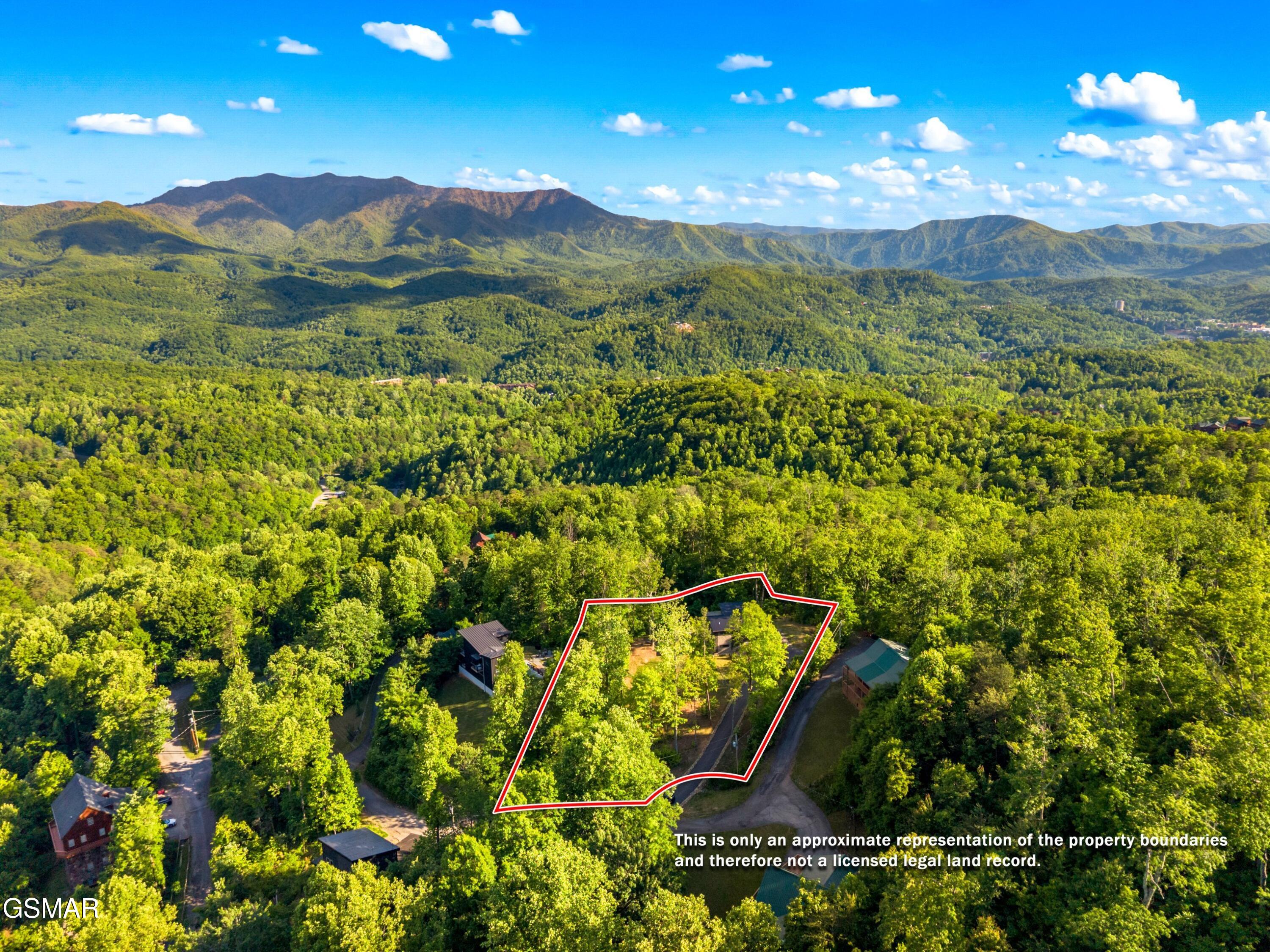 923 Smoky Court Gatlinburg TN 37738