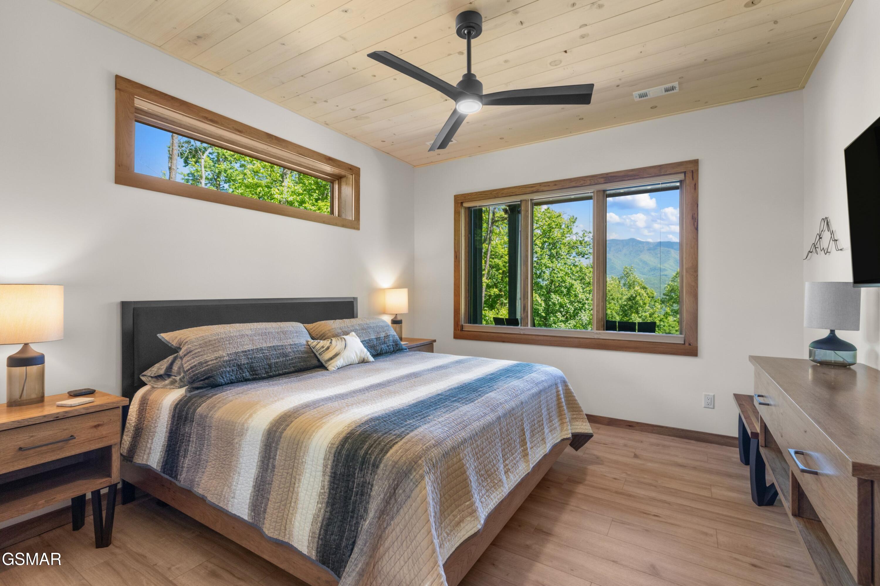 923 Smoky Court Gatlinburg TN 37738