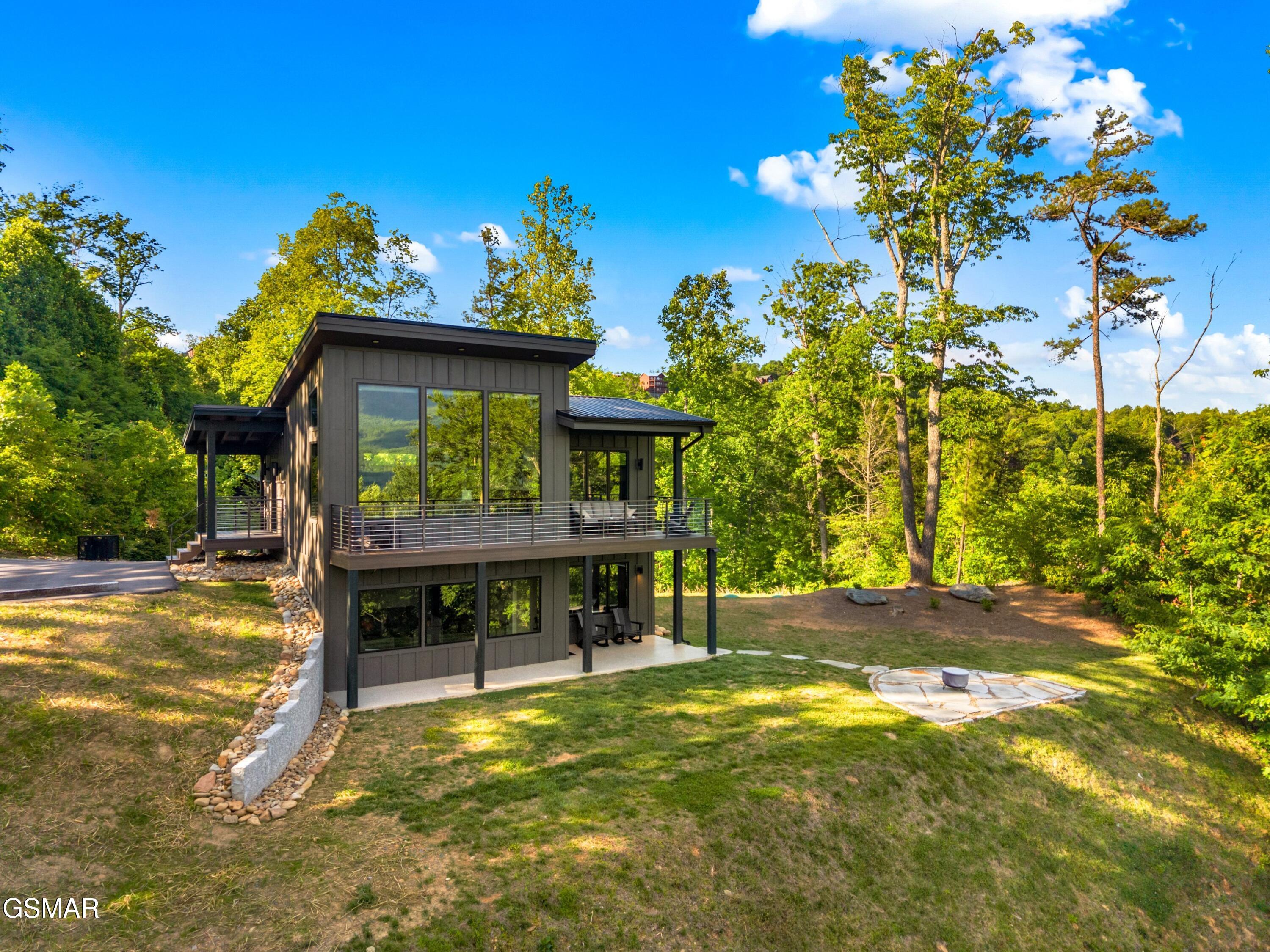 923 Smoky Court Gatlinburg TN 37738