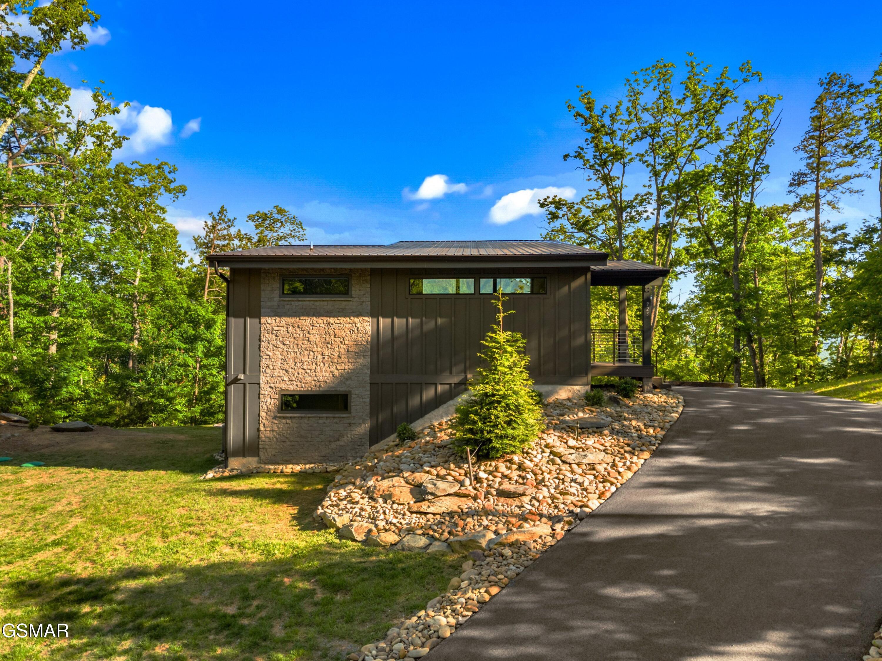 923 Smoky Court Gatlinburg TN 37738