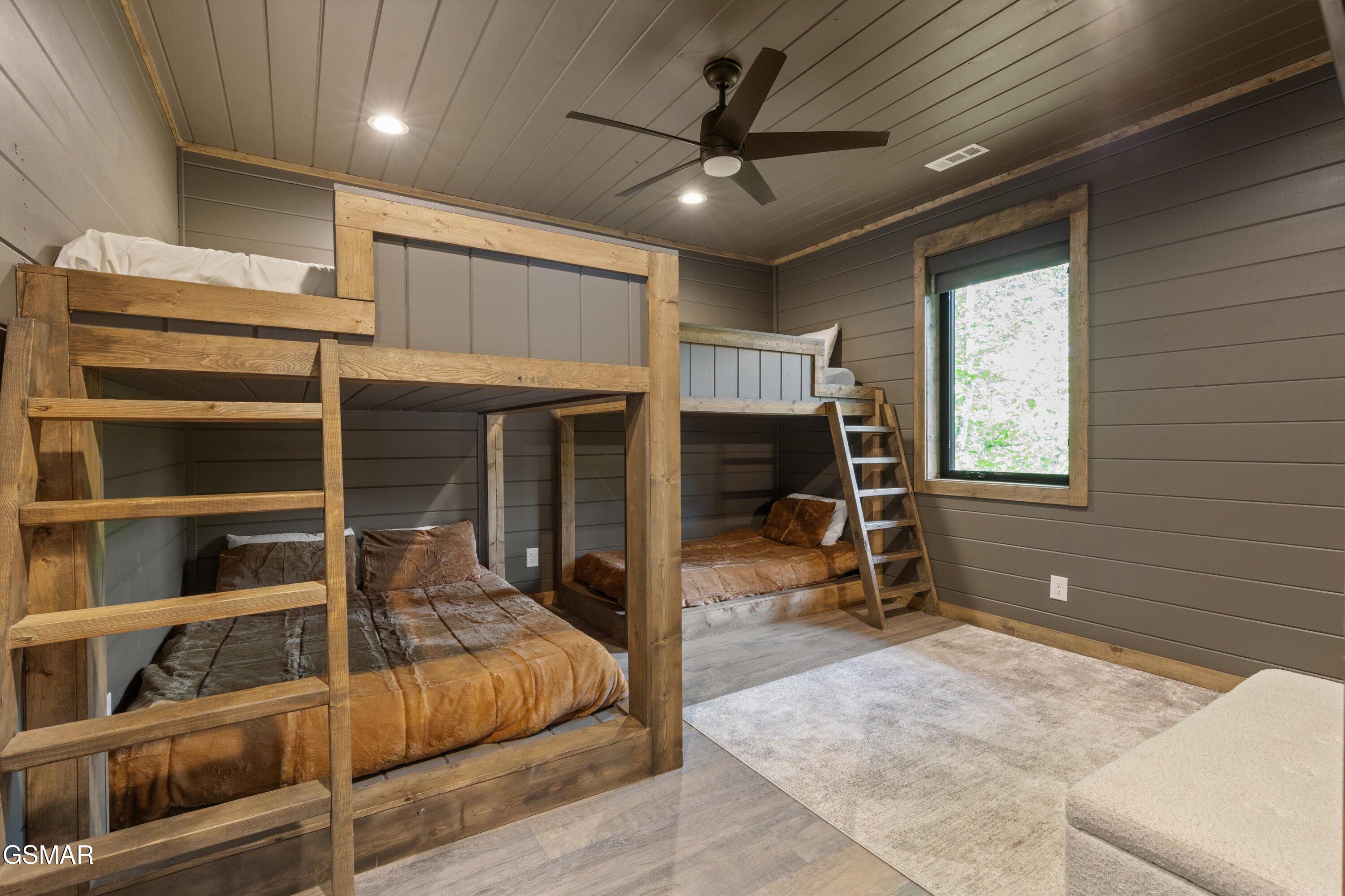 906 Saddle Creek Way Sevierville TN 37862