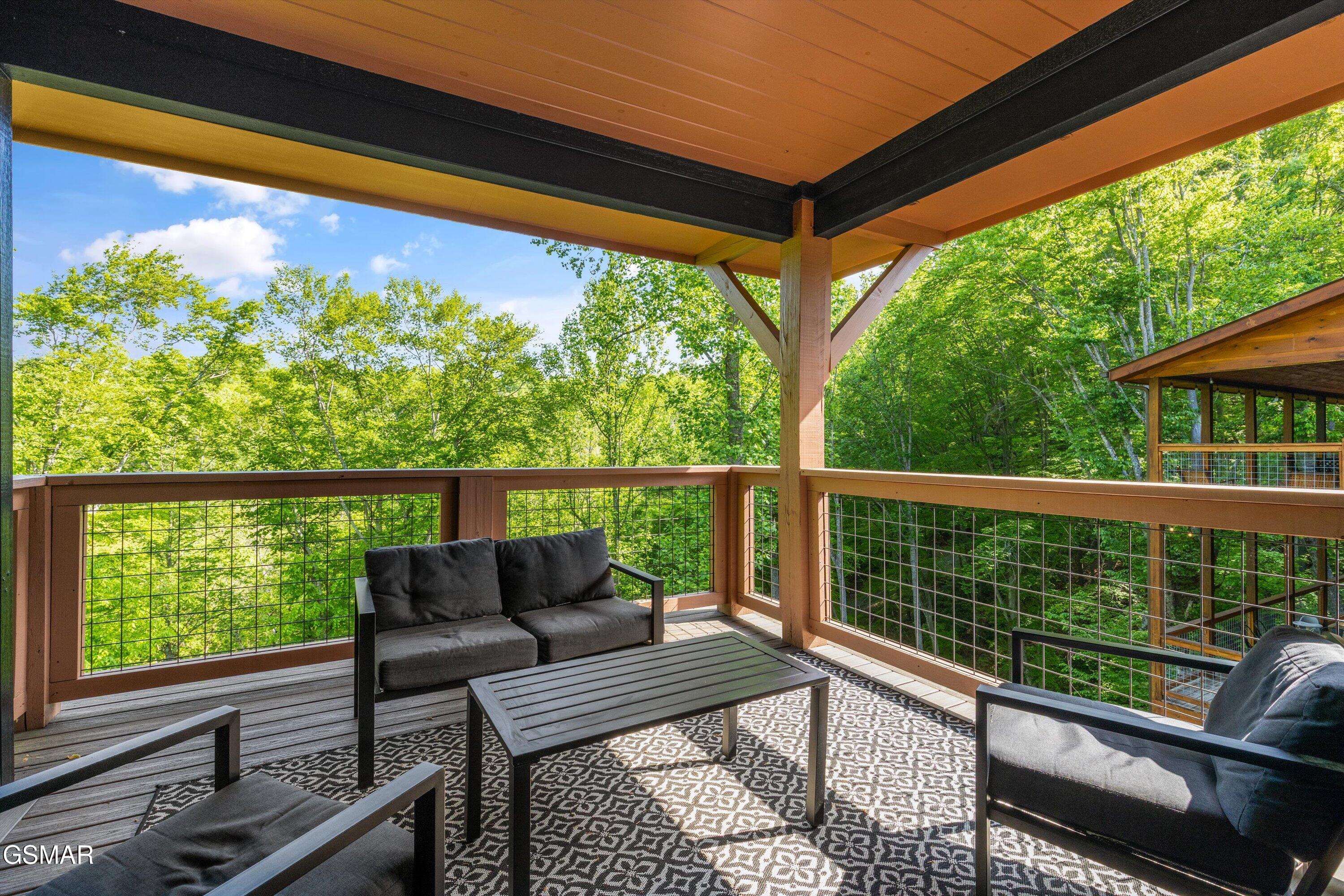 906 Saddle Creek Way Sevierville TN 37862