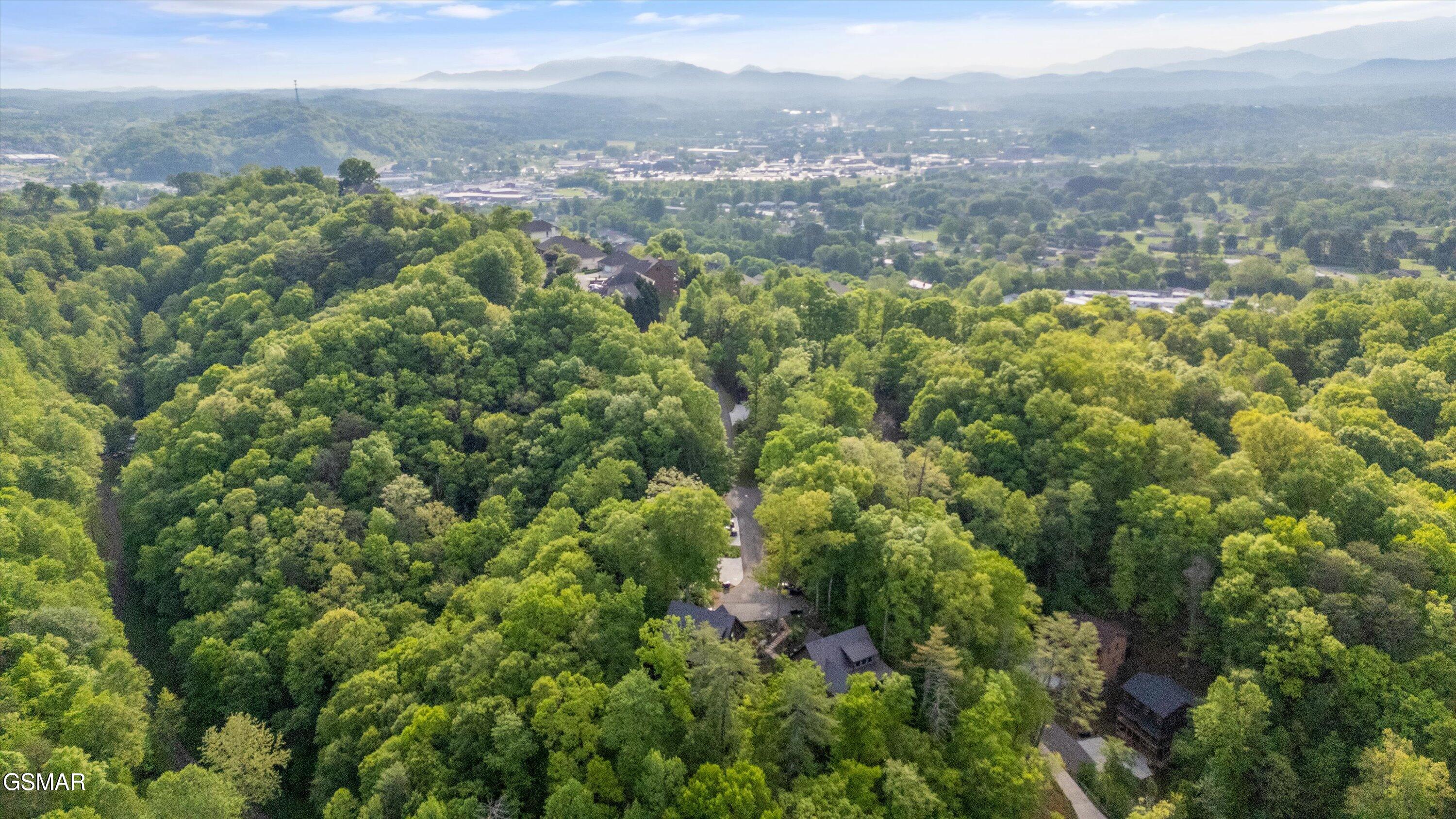 906 Saddle Creek Way Sevierville TN 37862