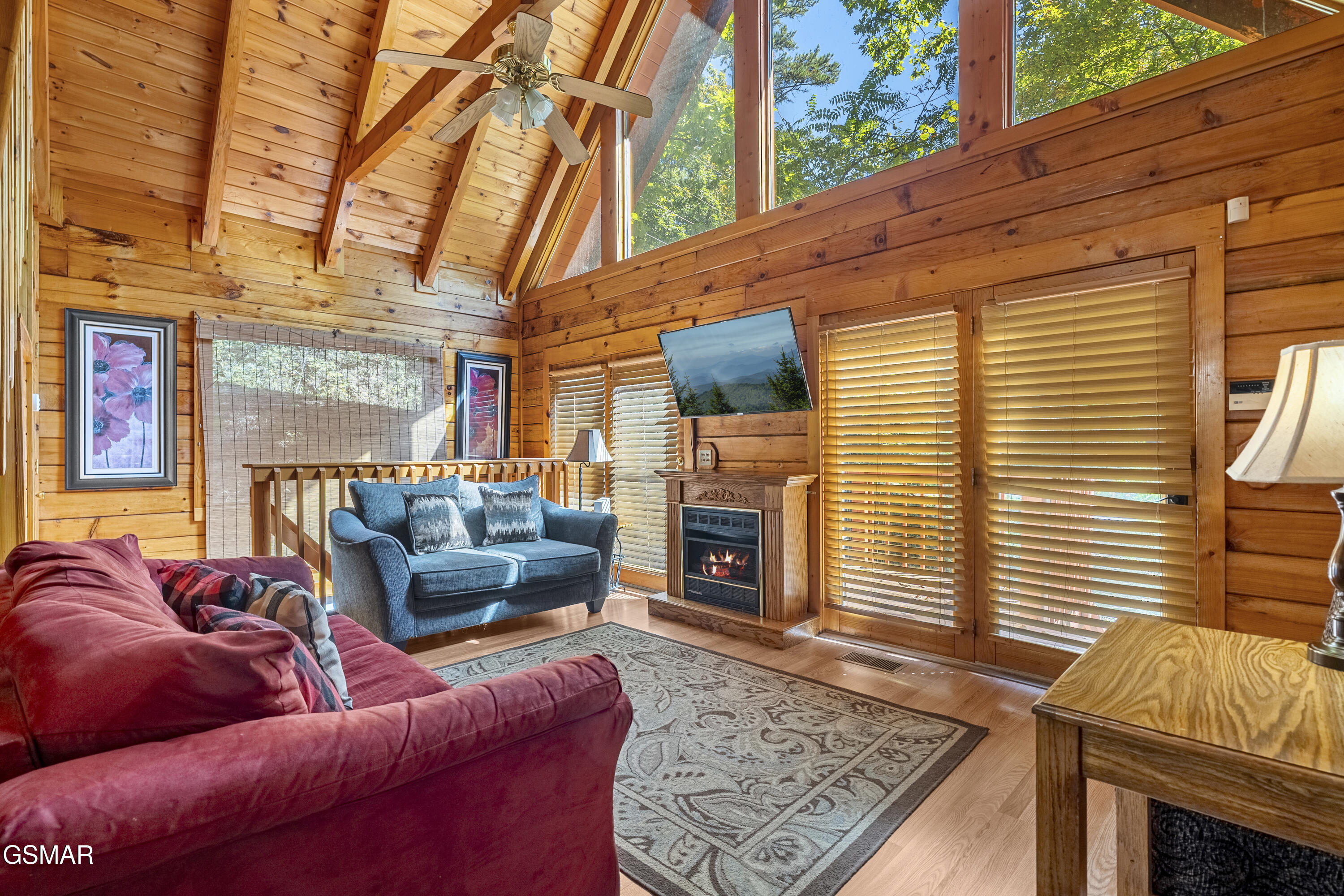 1745 Red Bone Way Sevierville TN 37876