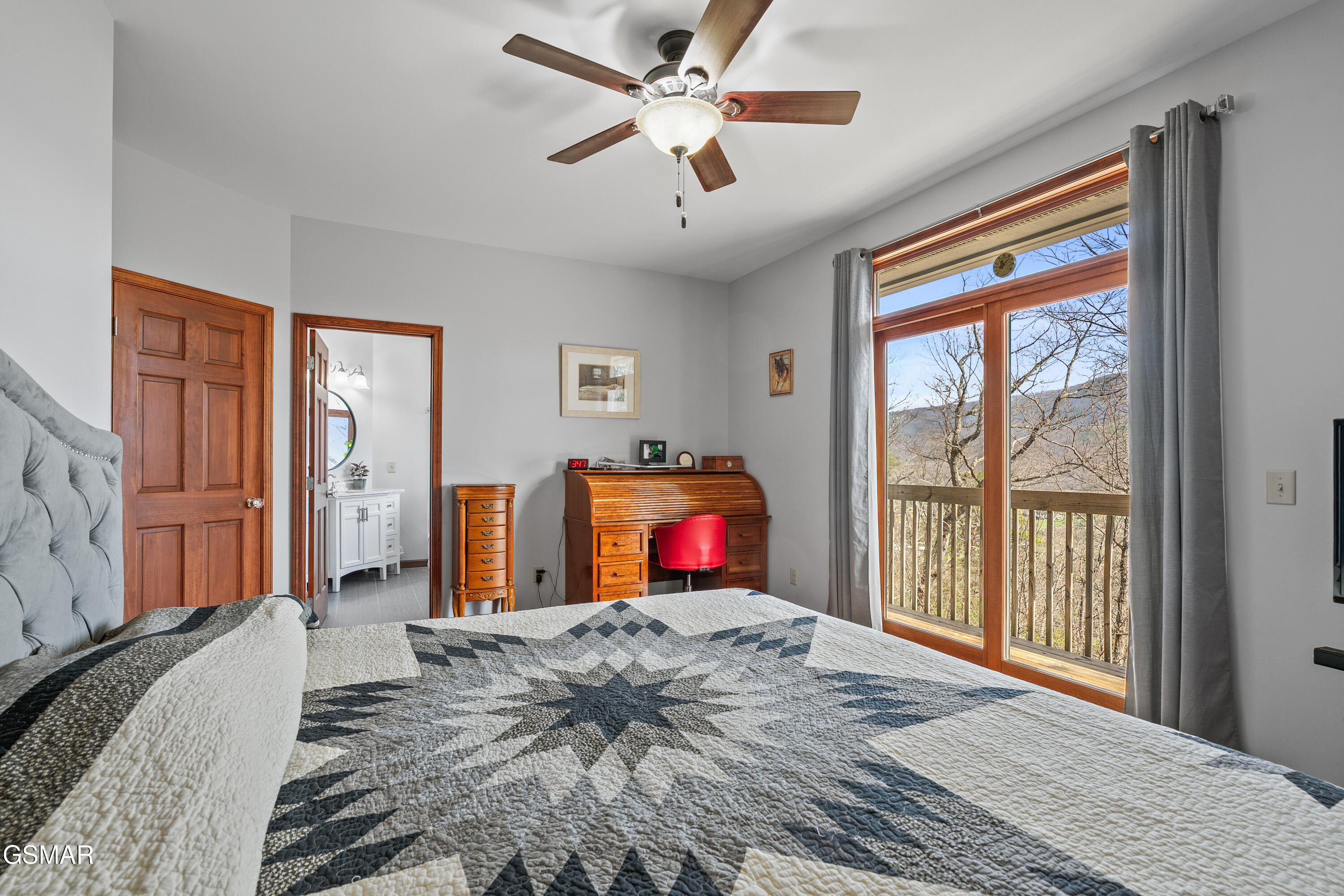 2932 Mockingbird Way Sevierville TN 37862