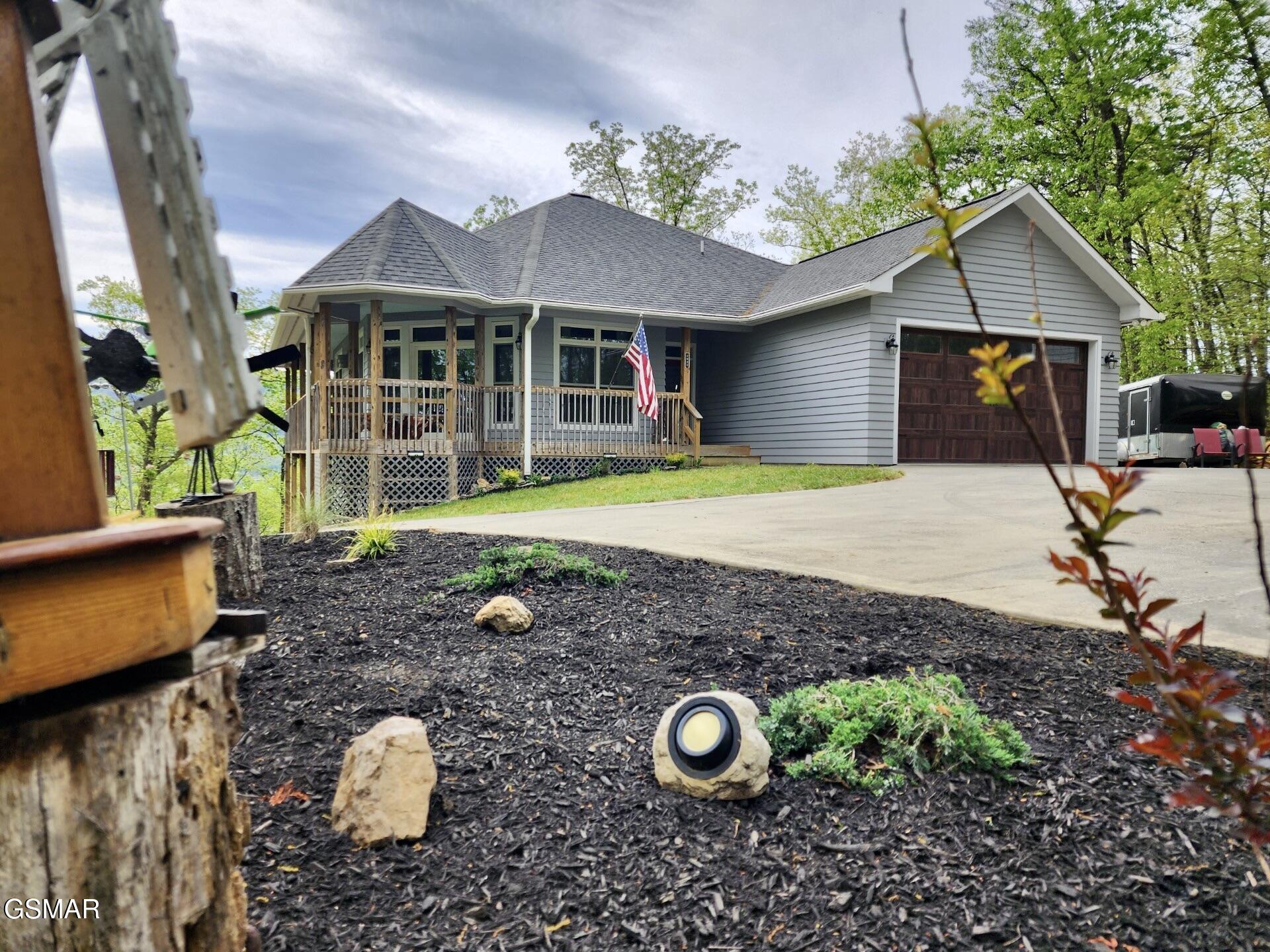 2932 Mockingbird Way Sevierville TN 37862