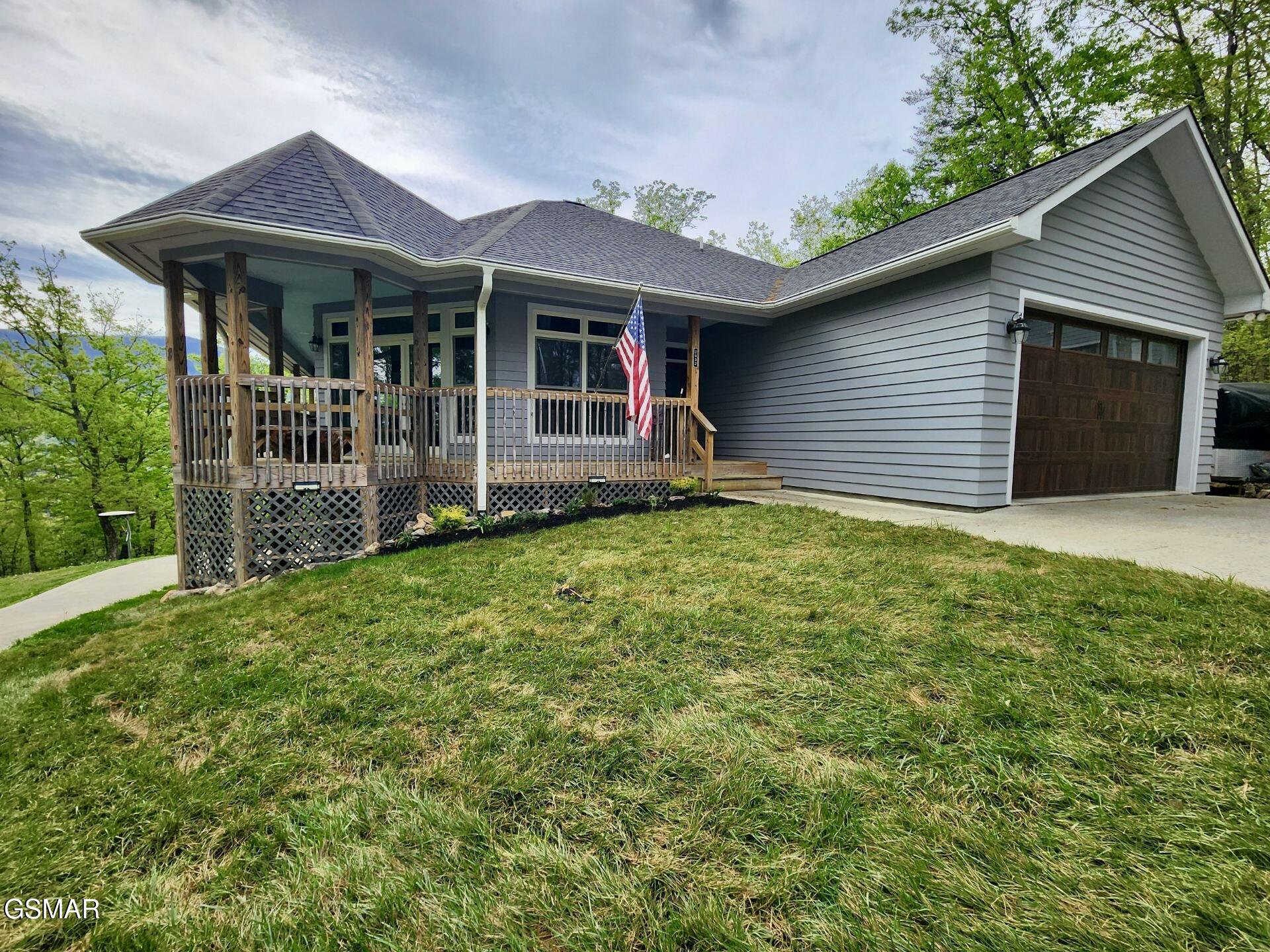 2932 Mockingbird Way Sevierville TN 37862