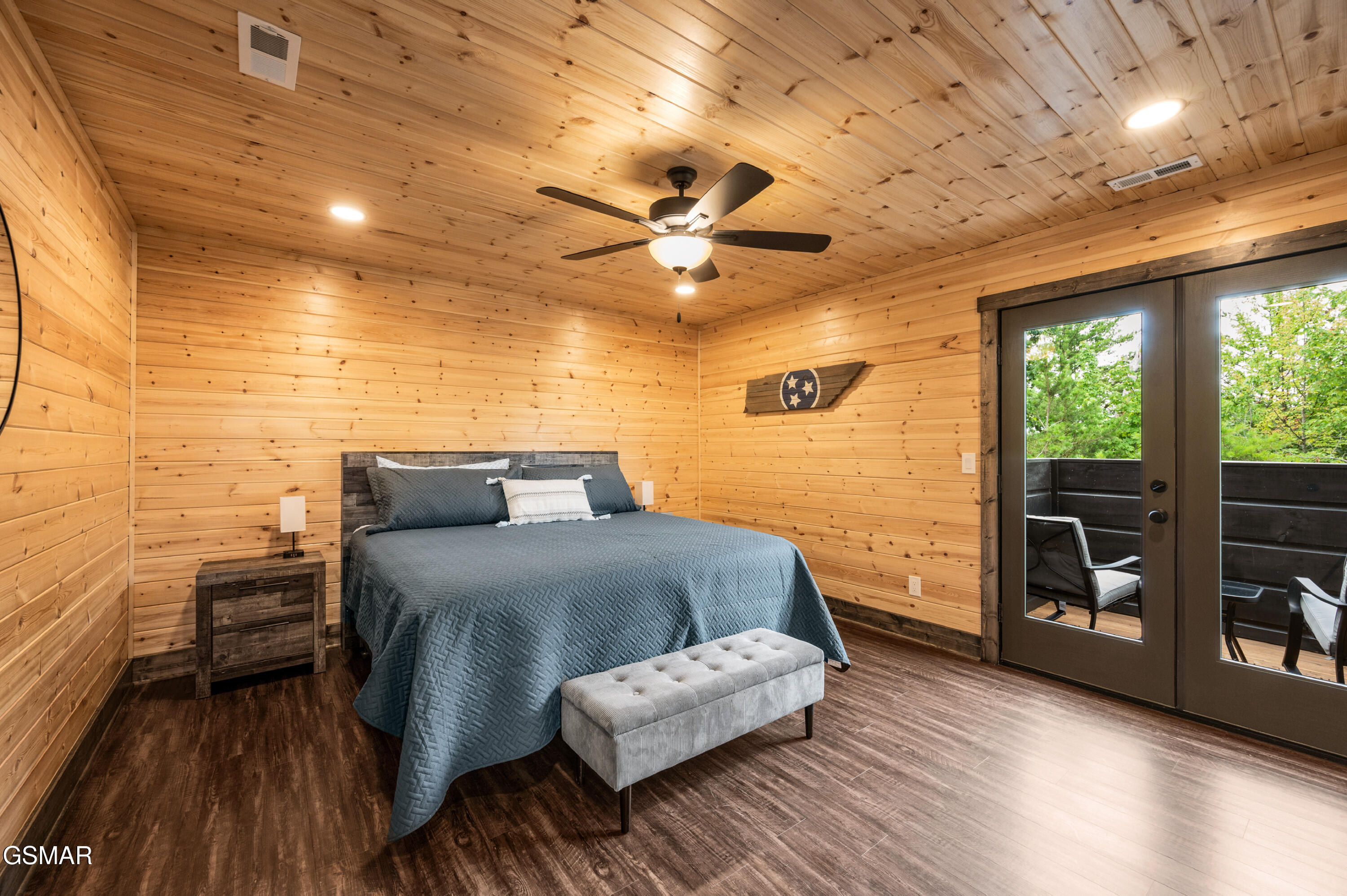 1874 Natures Lane Sevierville TN 37862