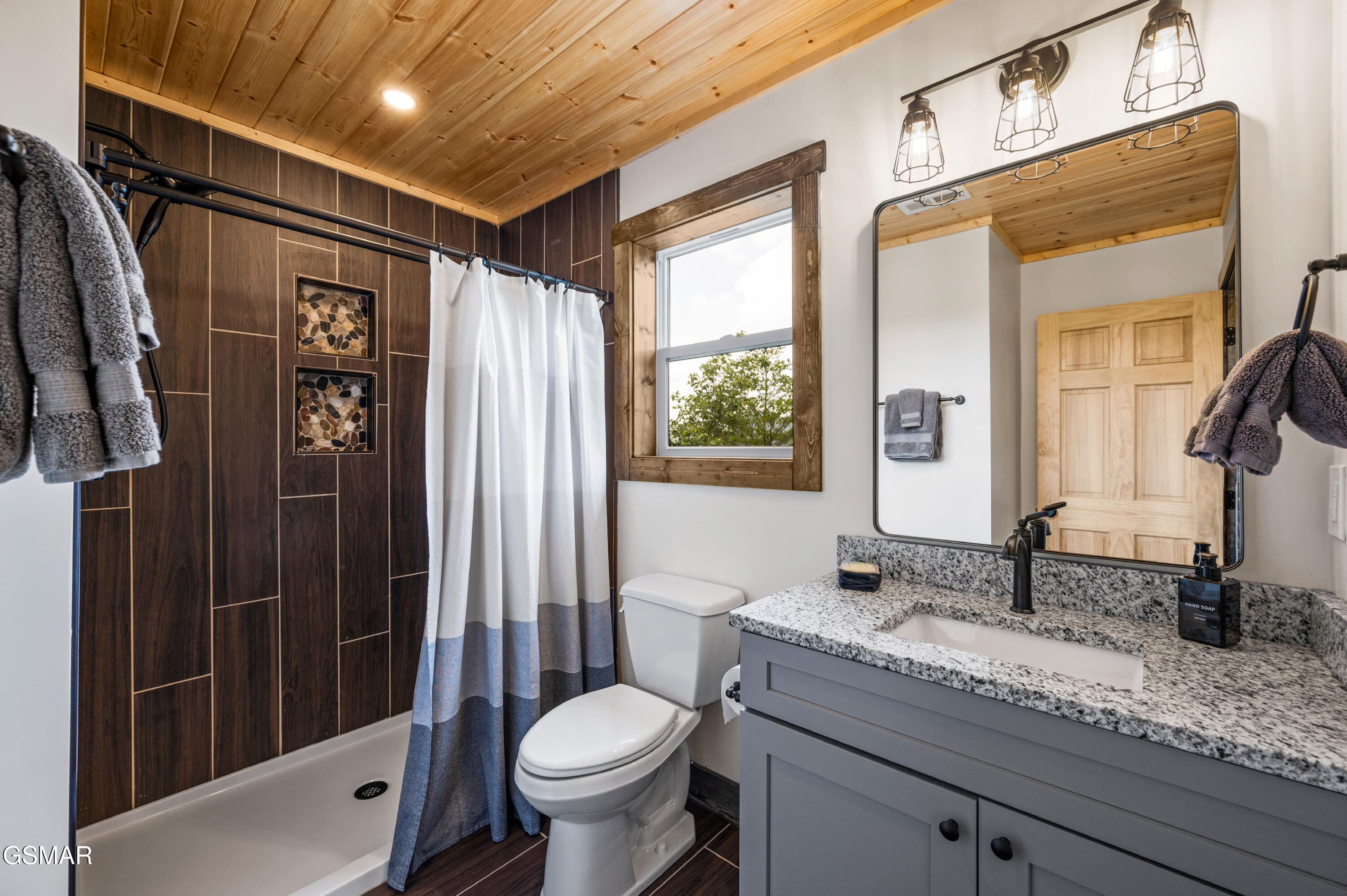 1874 Natures Lane Sevierville TN 37862