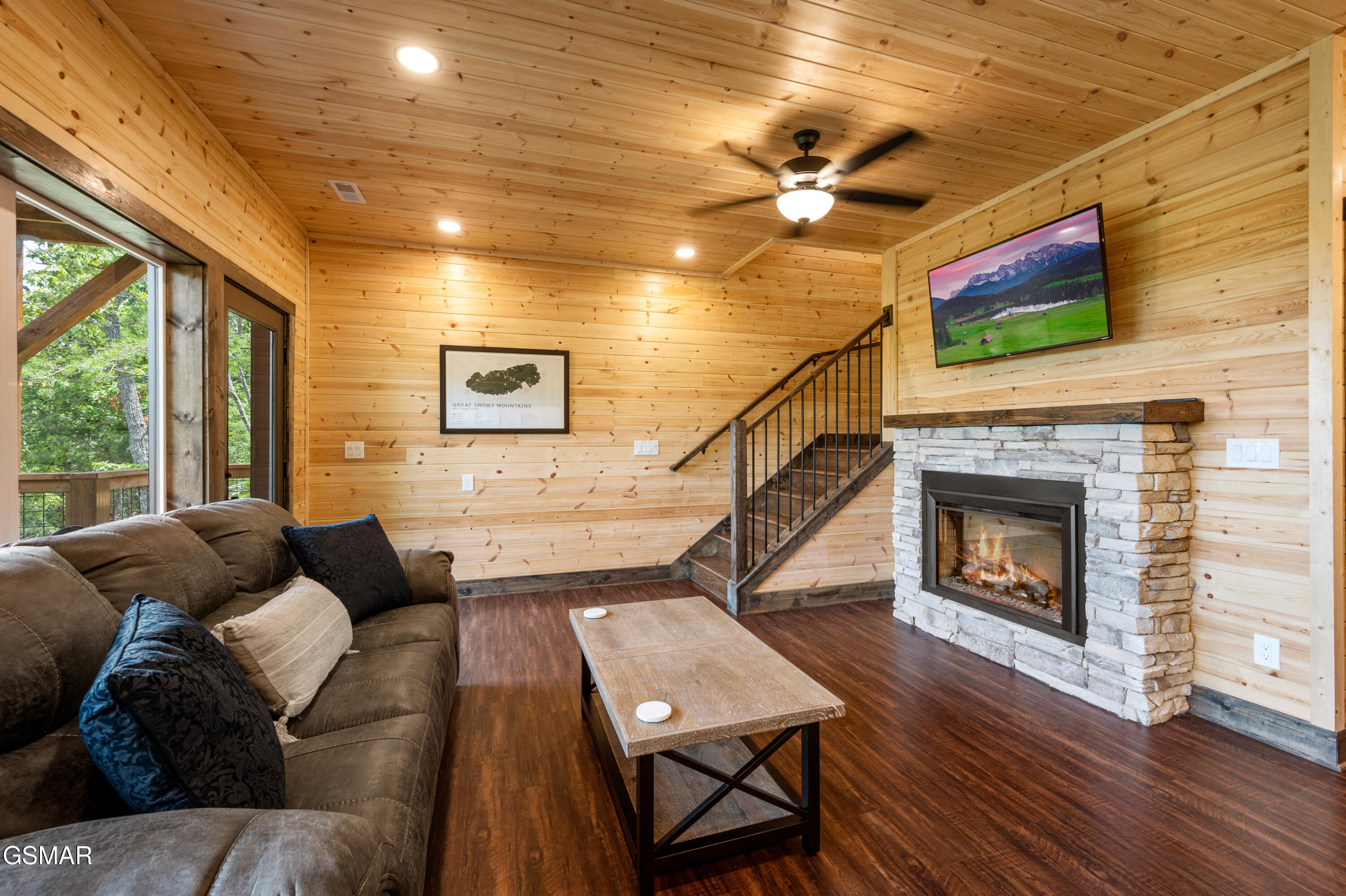 1874 Natures Lane Sevierville TN 37862