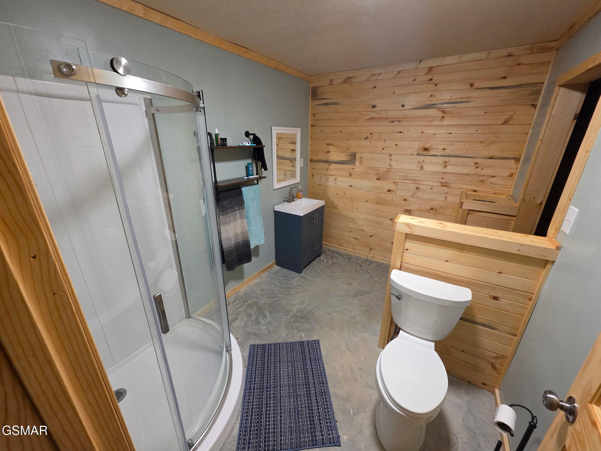 1827 Old Chilhowee Loop Seymour TN 37865