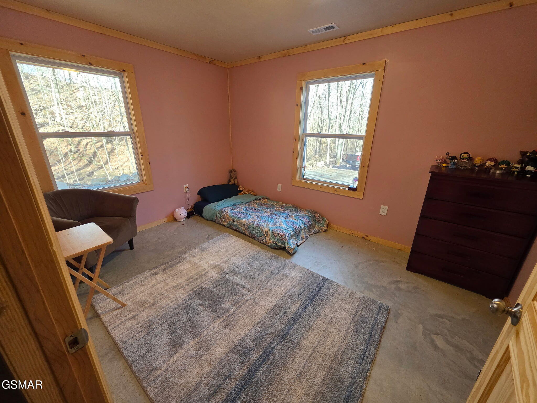 1827 Old Chilhowee Loop Seymour TN 37865