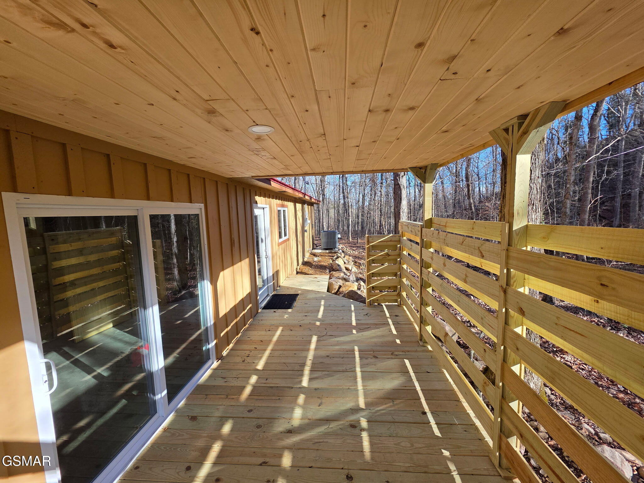 1827 Old Chilhowee Loop Seymour TN 37865