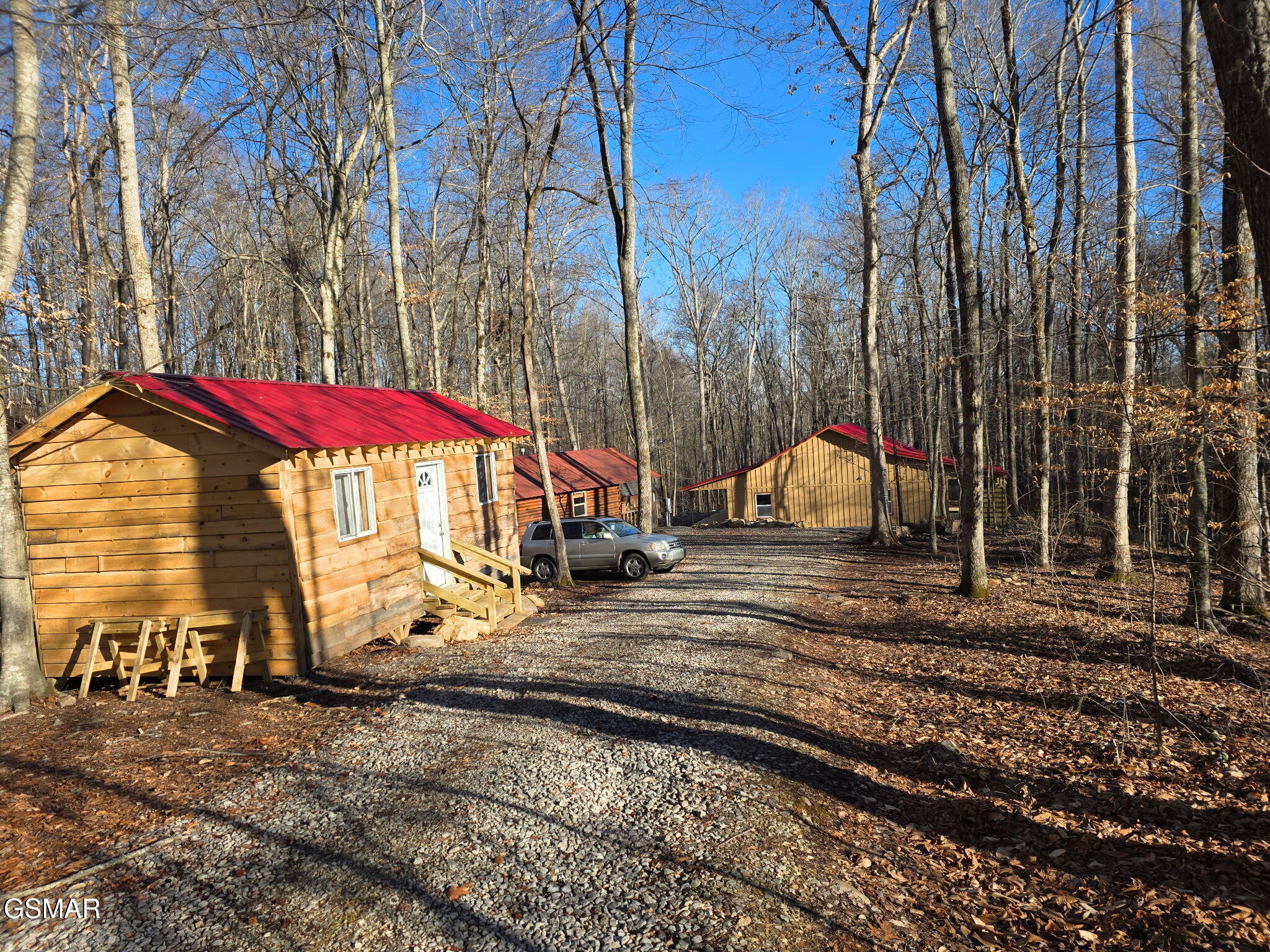 1827 Old Chilhowee Loop Seymour TN 37865