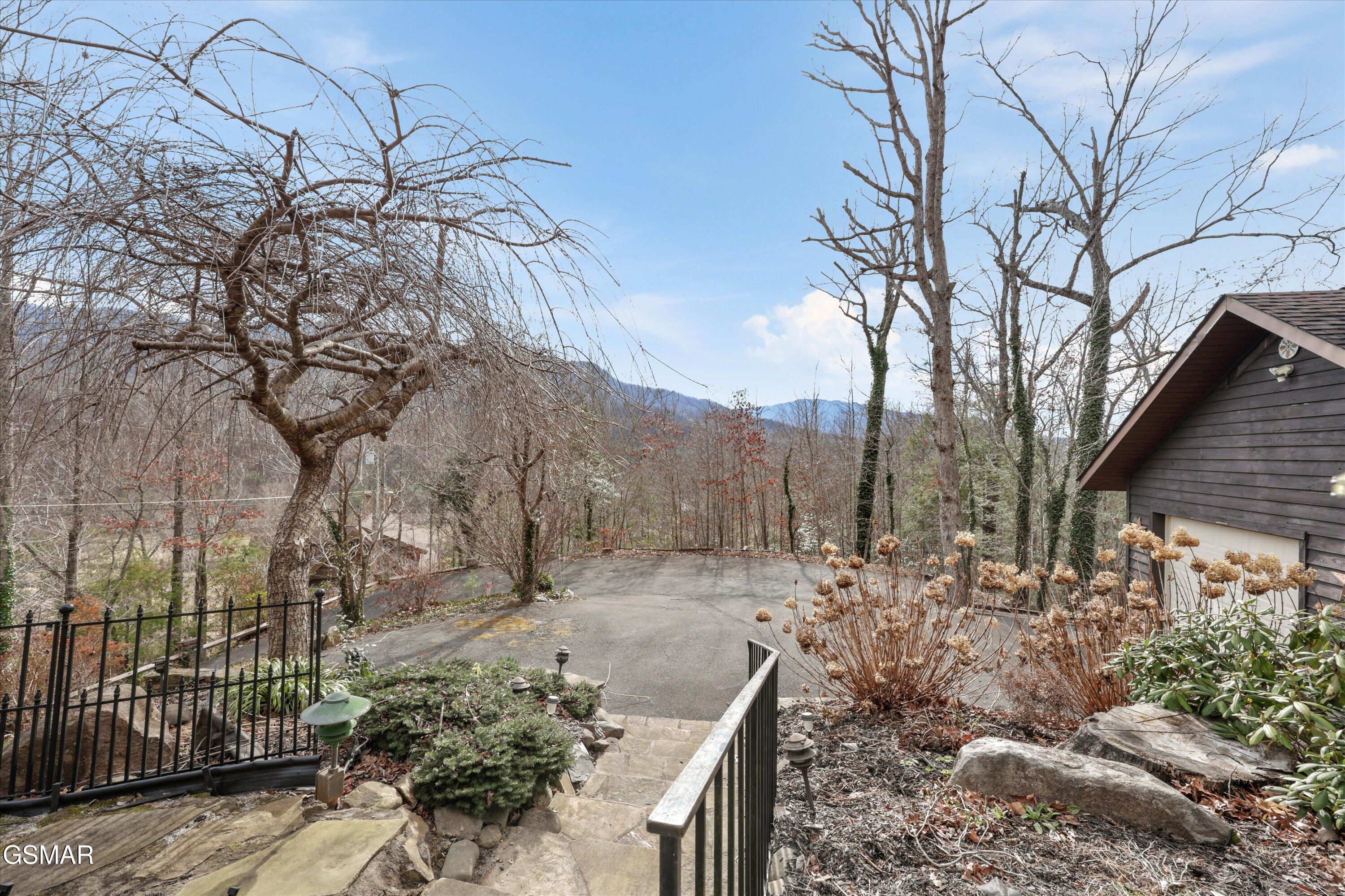 326 Overview Drive Gatlinburg TN 37738