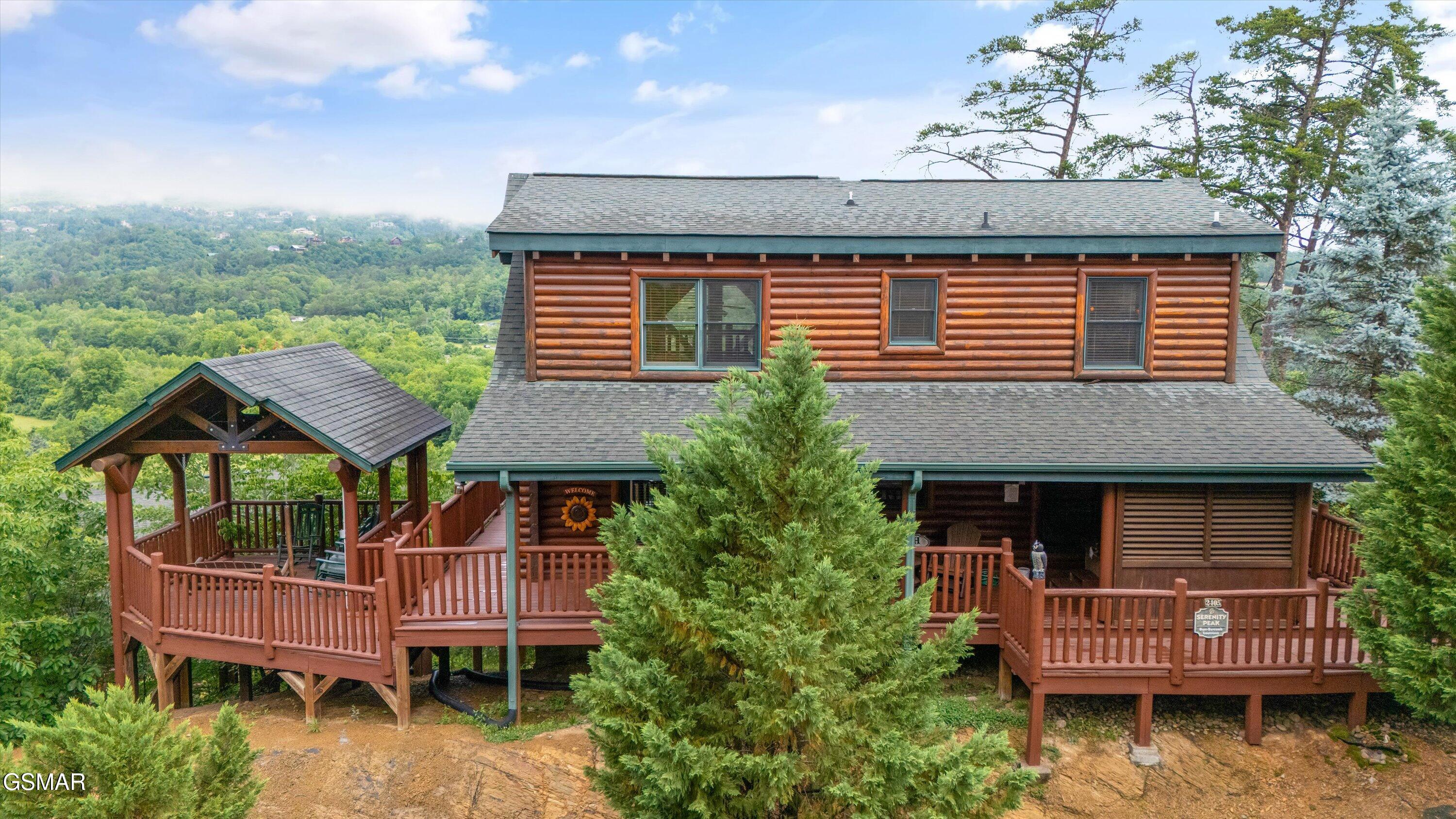 2405 Autumn Valley Way Pigeon Forge TN 37862