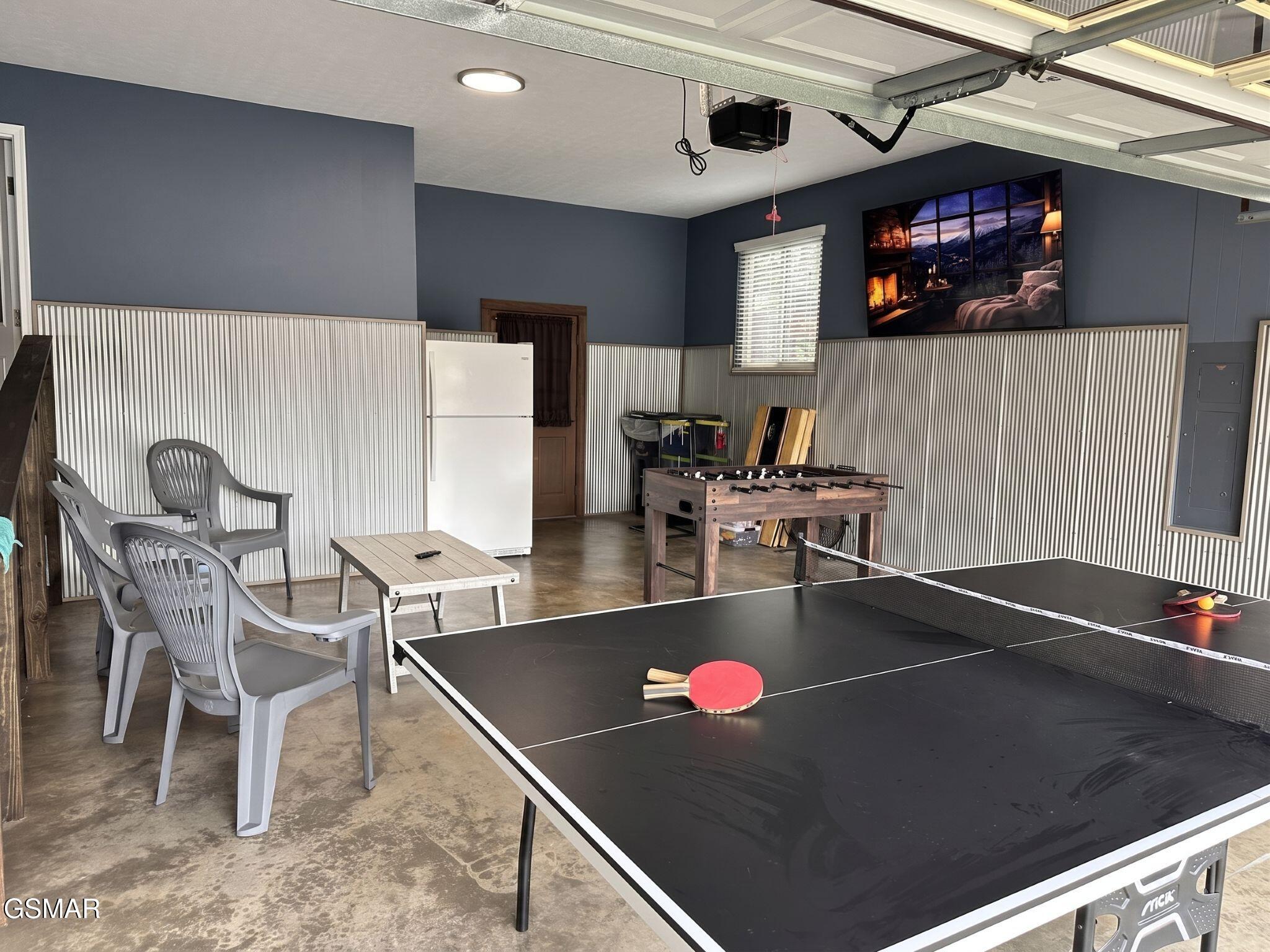 525 S Asbury Drive Pigeon Forge TN 37863