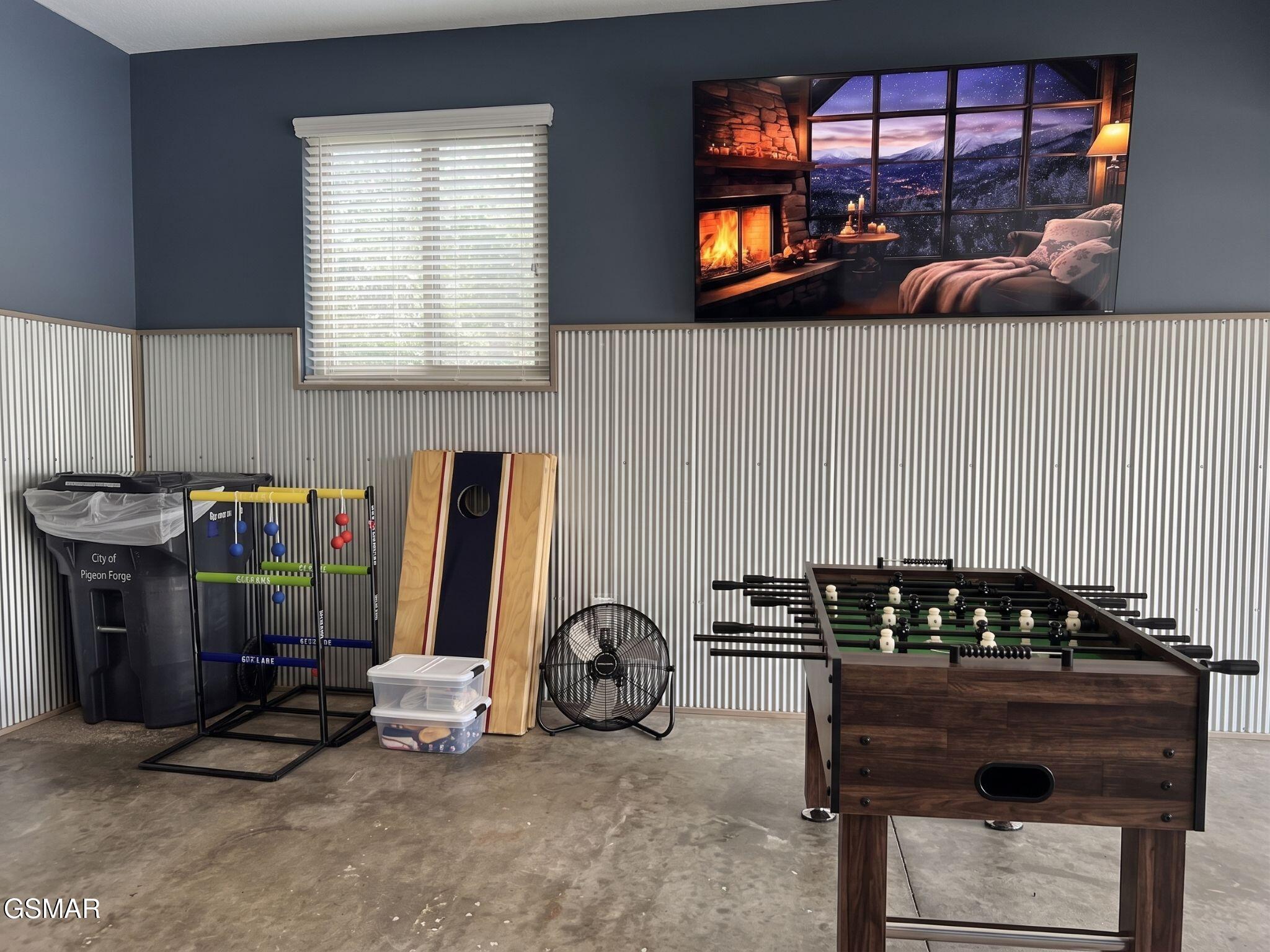 525 S Asbury Drive Pigeon Forge TN 37863