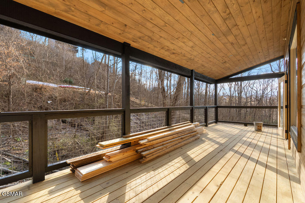 535 Forrest Springs Drive Gatlinburg TN 37738