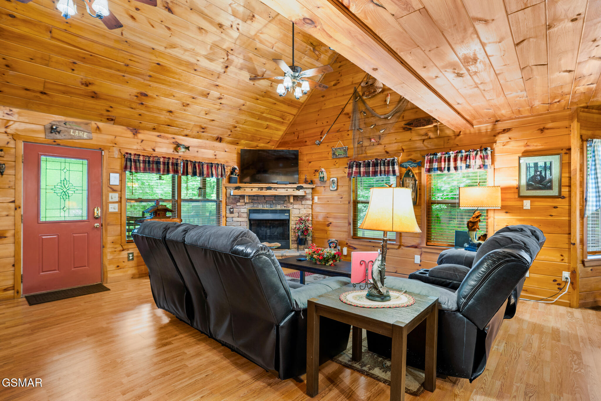 3905 Fern Brook Way Sevierville TN 37862