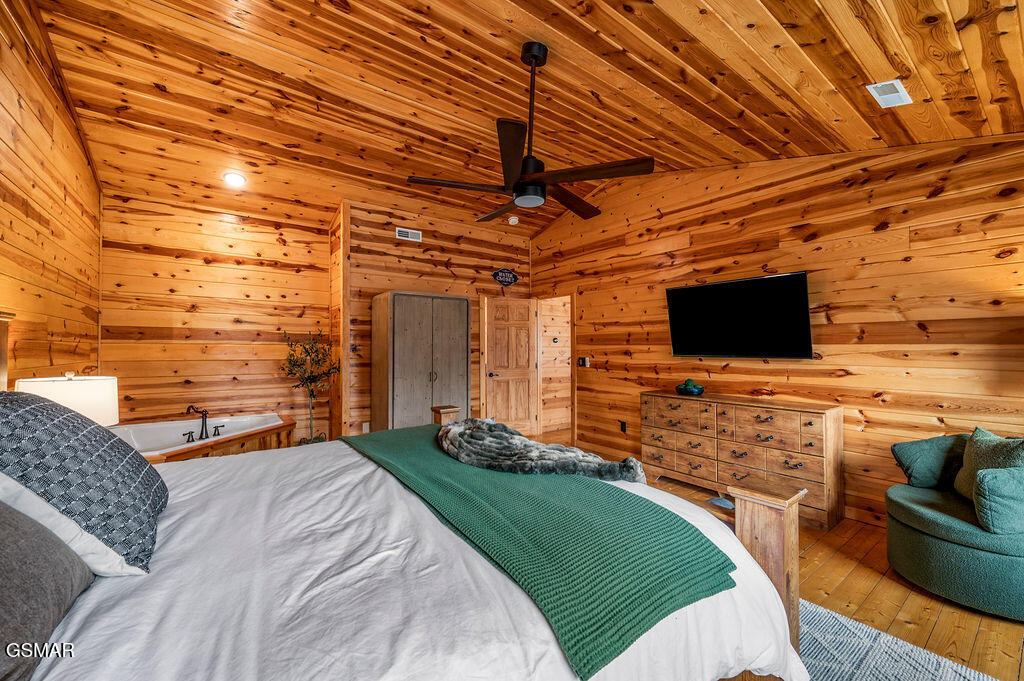 1032 Twin Oaks Road Gatlinburg TN 37738