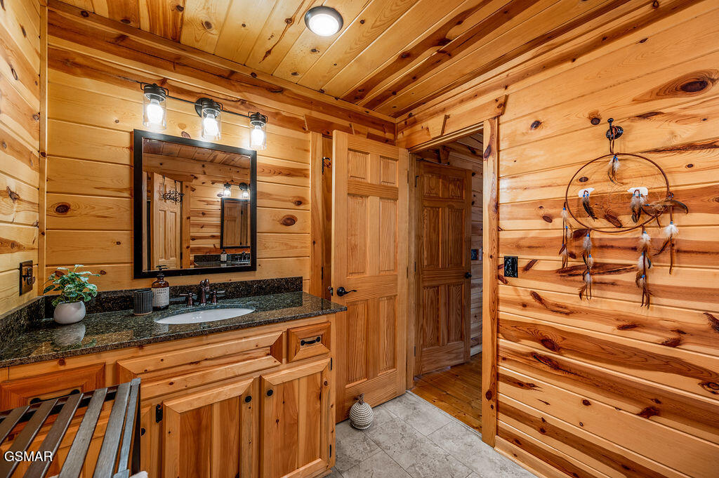 1032 Twin Oaks Road Gatlinburg TN 37738