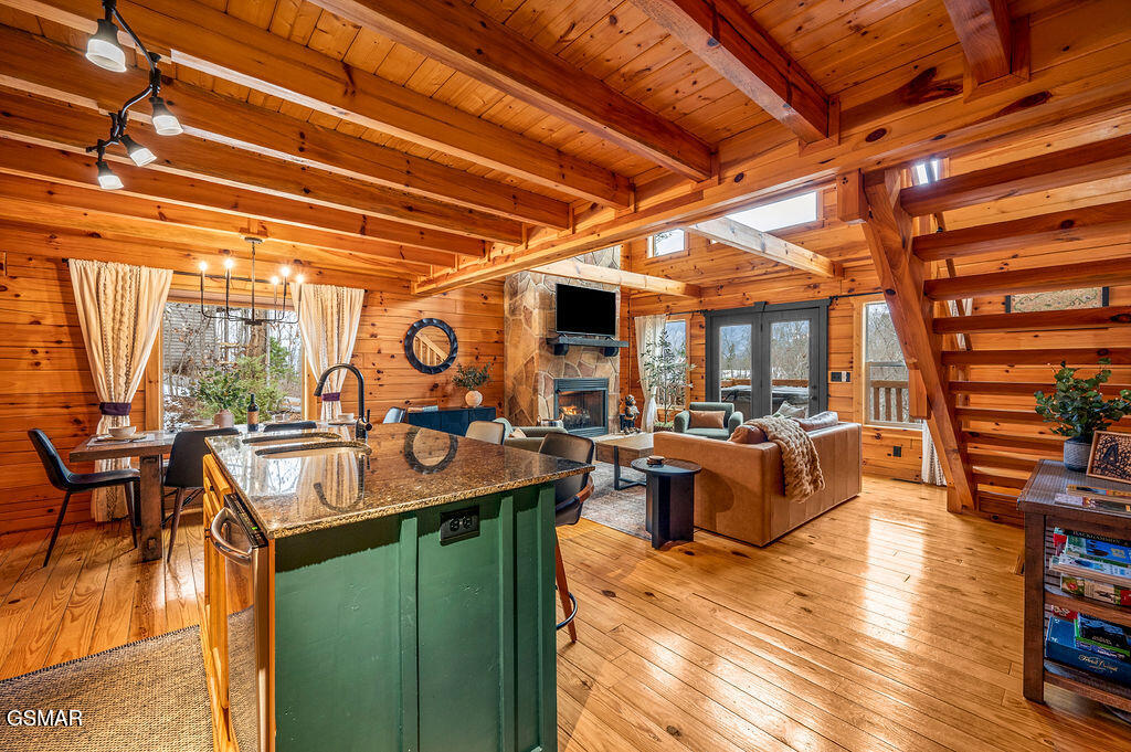1032 Twin Oaks Road Gatlinburg TN 37738