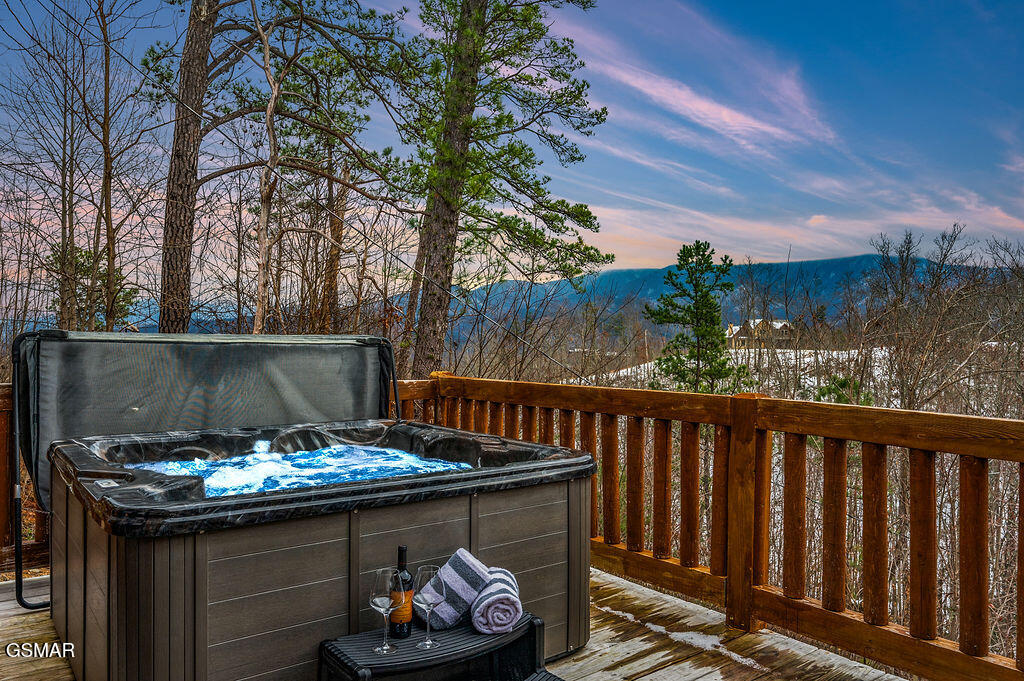 1032 Twin Oaks Road Gatlinburg TN 37738