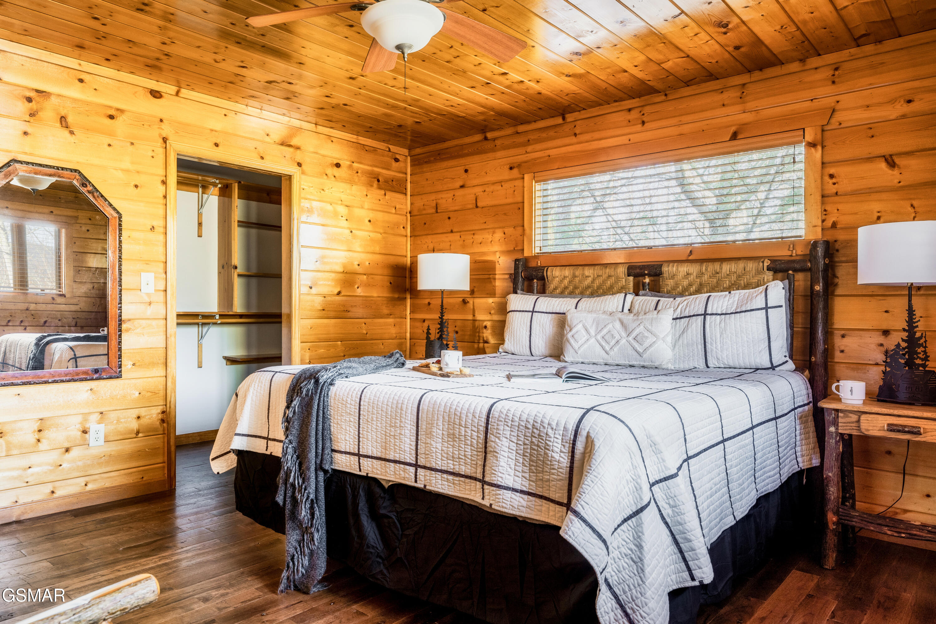438 Ridgeline Way Gatlinburg TN 37738