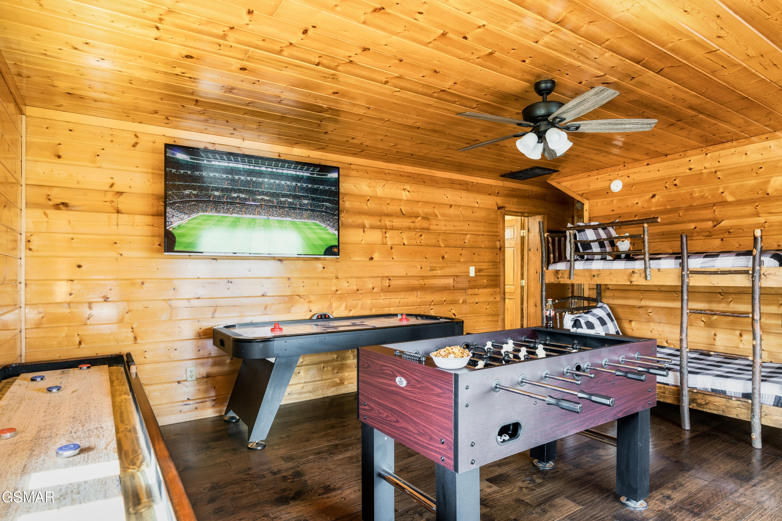438 Ridgeline Way Gatlinburg TN 37738