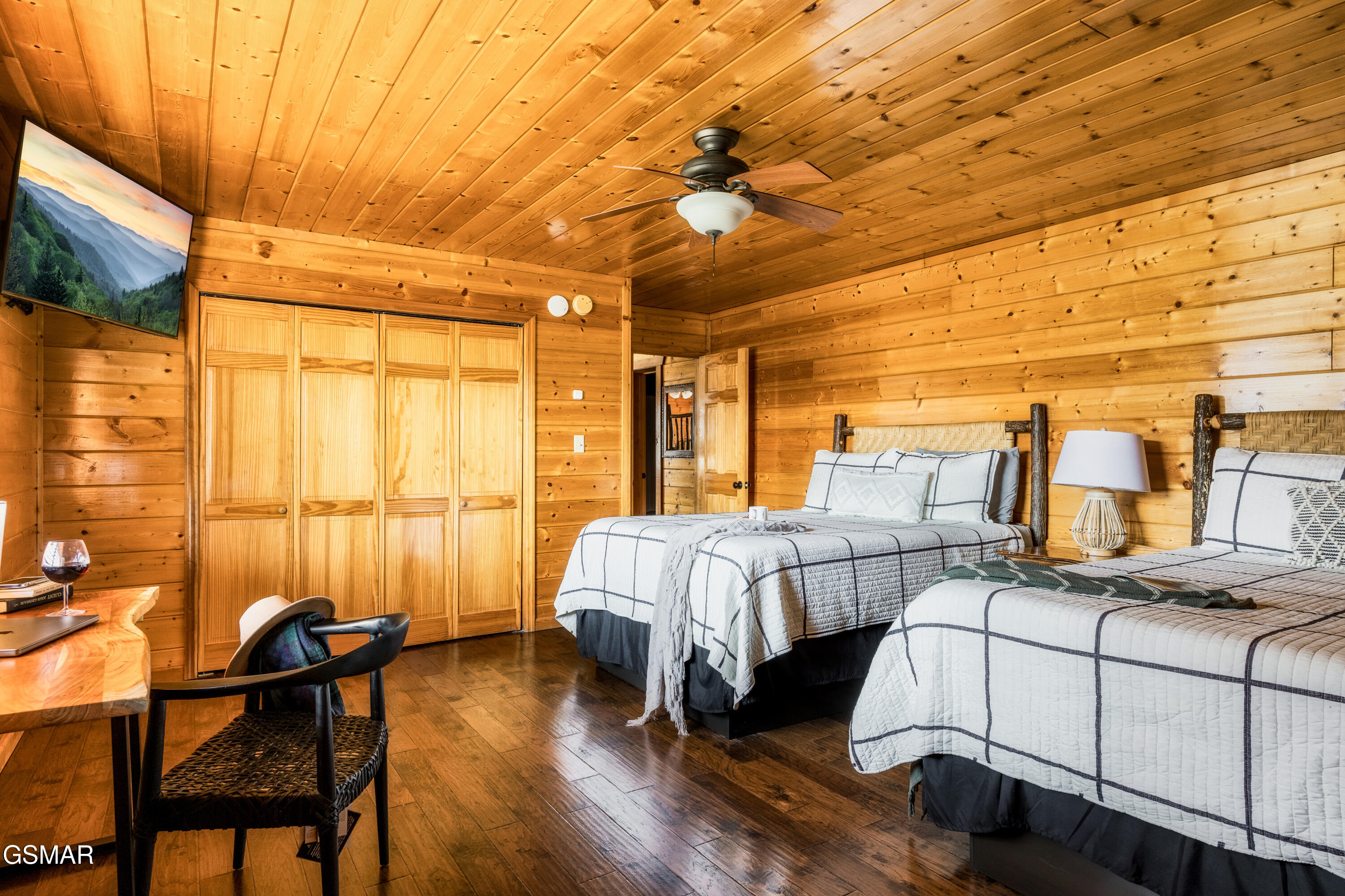 438 Ridgeline Way Gatlinburg TN 37738