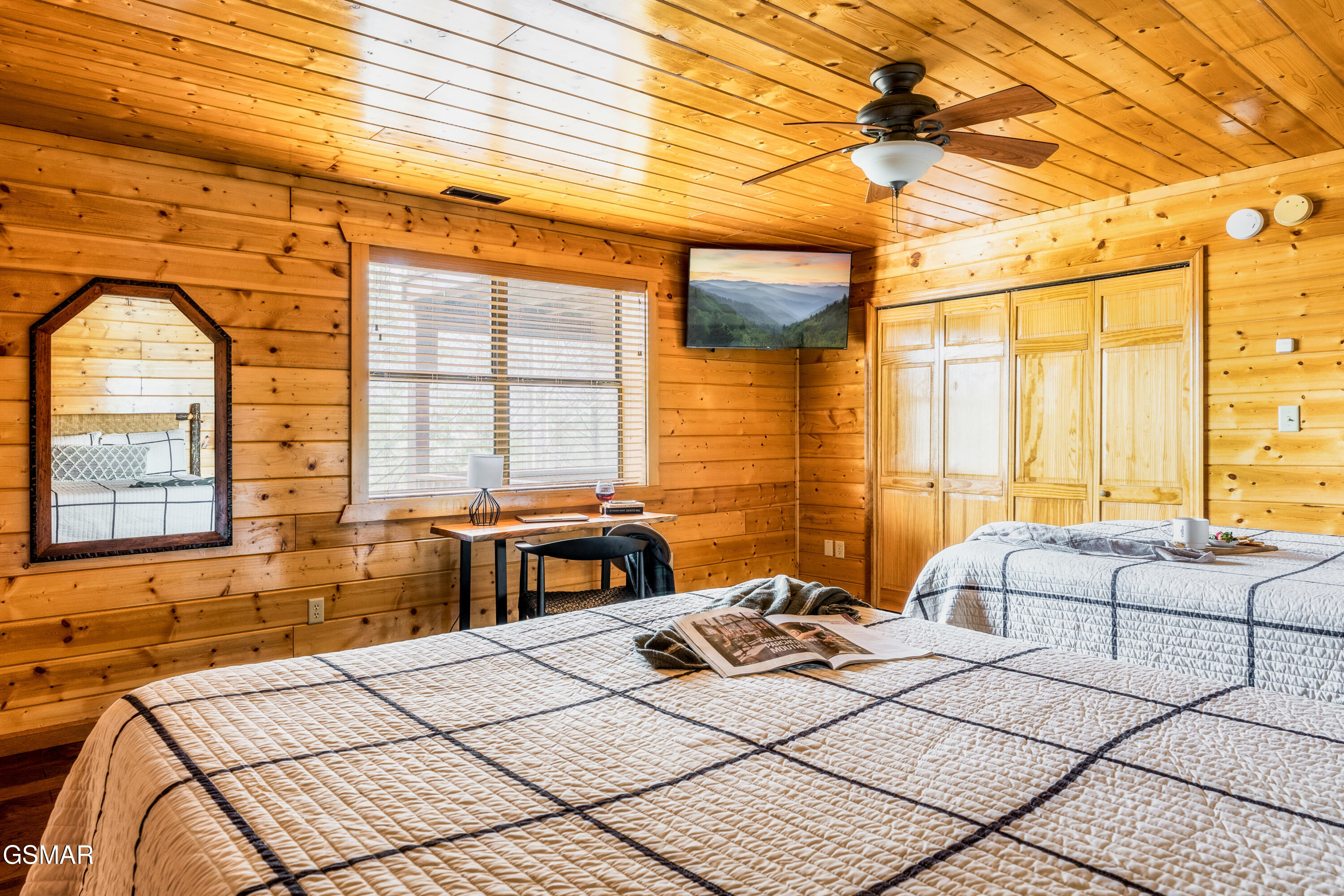 438 Ridgeline Way Gatlinburg TN 37738