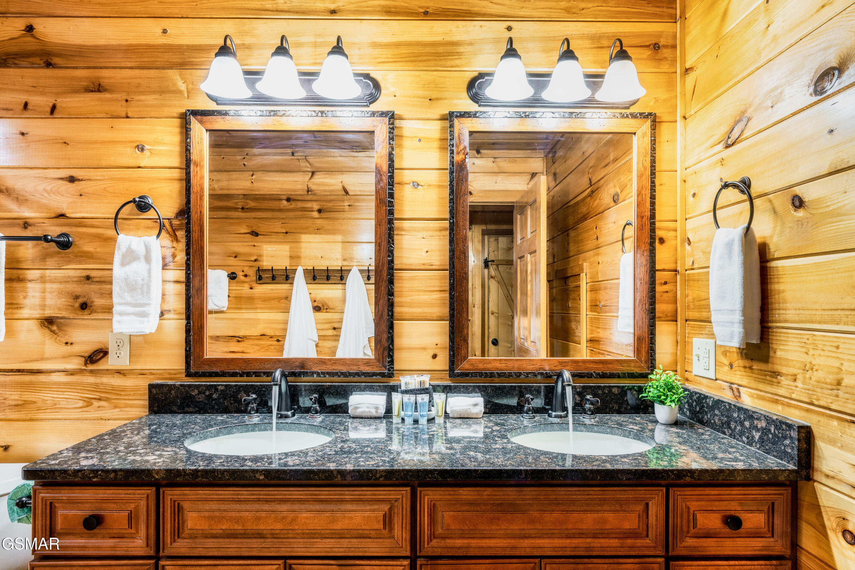 438 Ridgeline Way Gatlinburg TN 37738