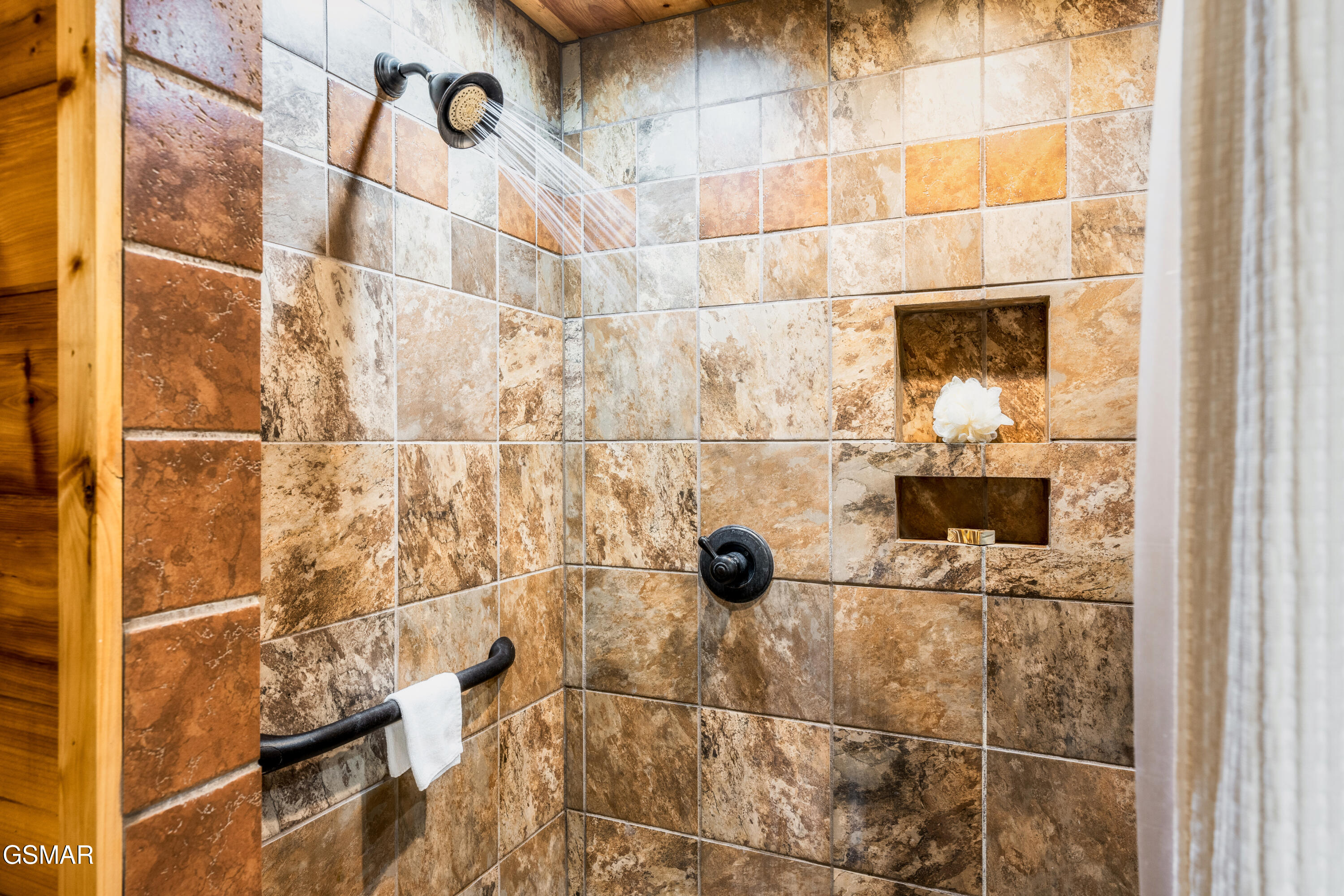 438 Ridgeline Way Gatlinburg TN 37738