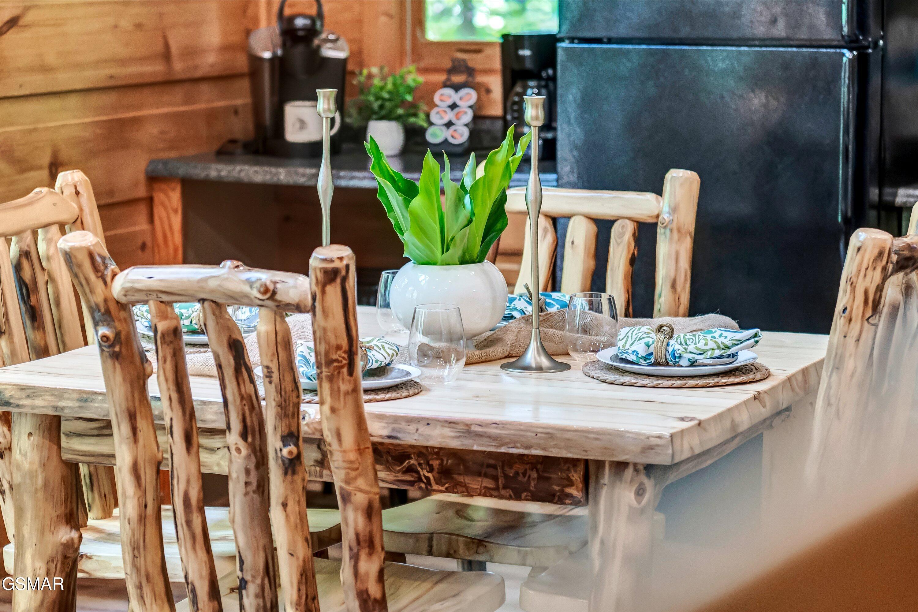 1031 Elm Circle Sevierville TN 37876