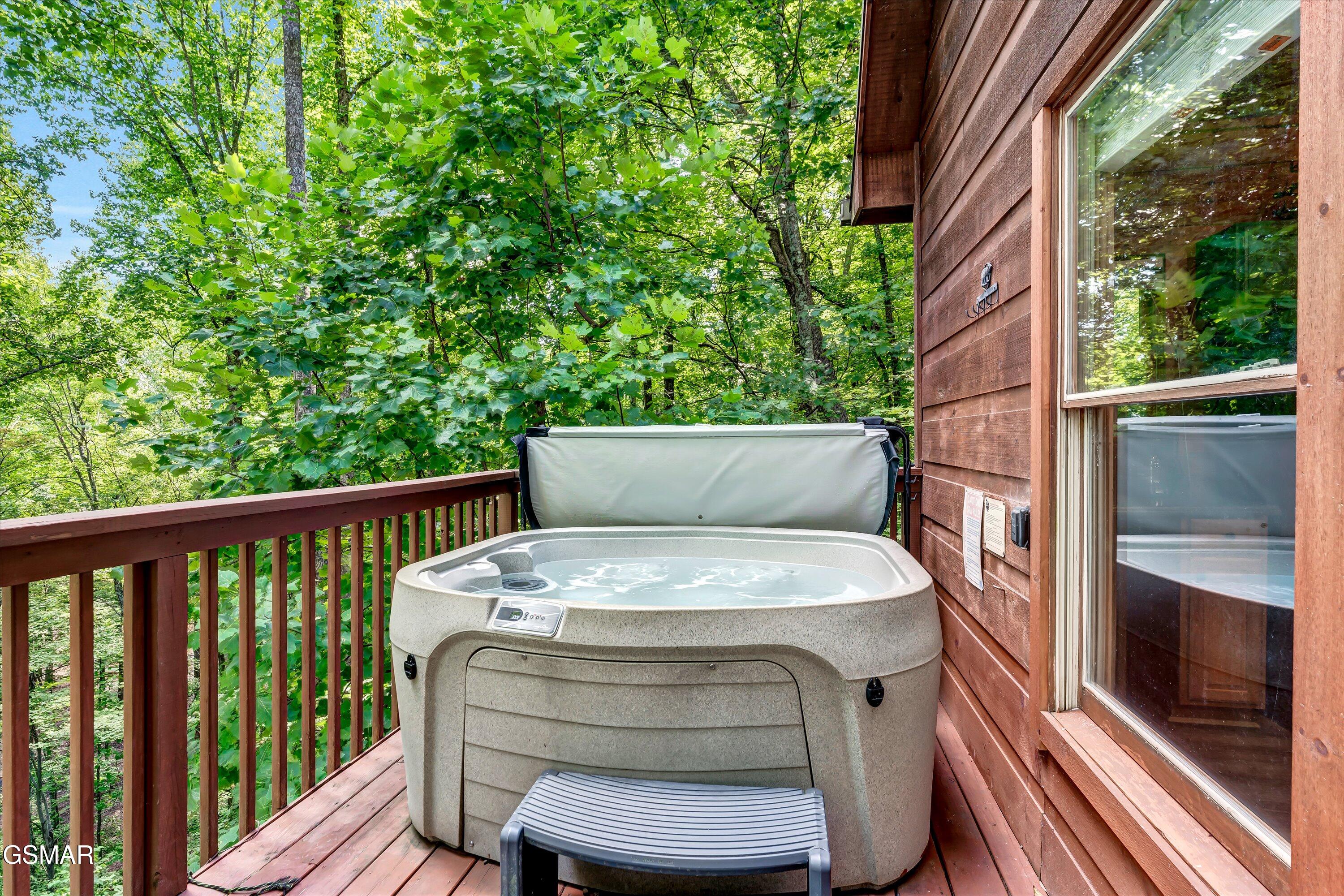 1031 Elm Circle Sevierville TN 37876