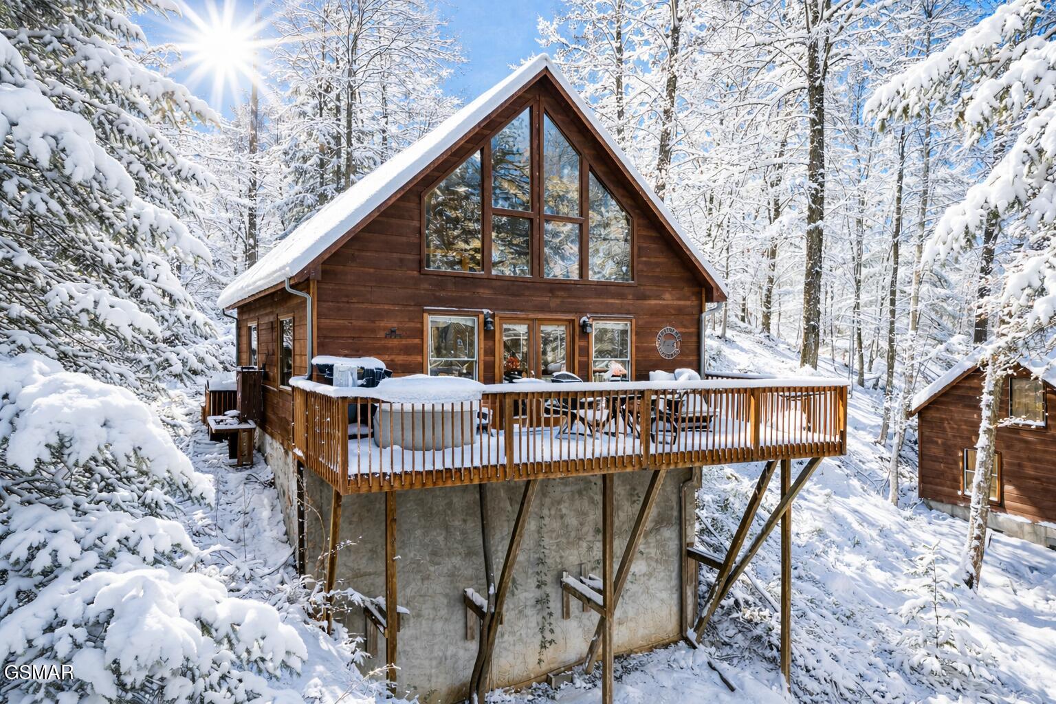 1031 Elm Circle Sevierville TN 37876