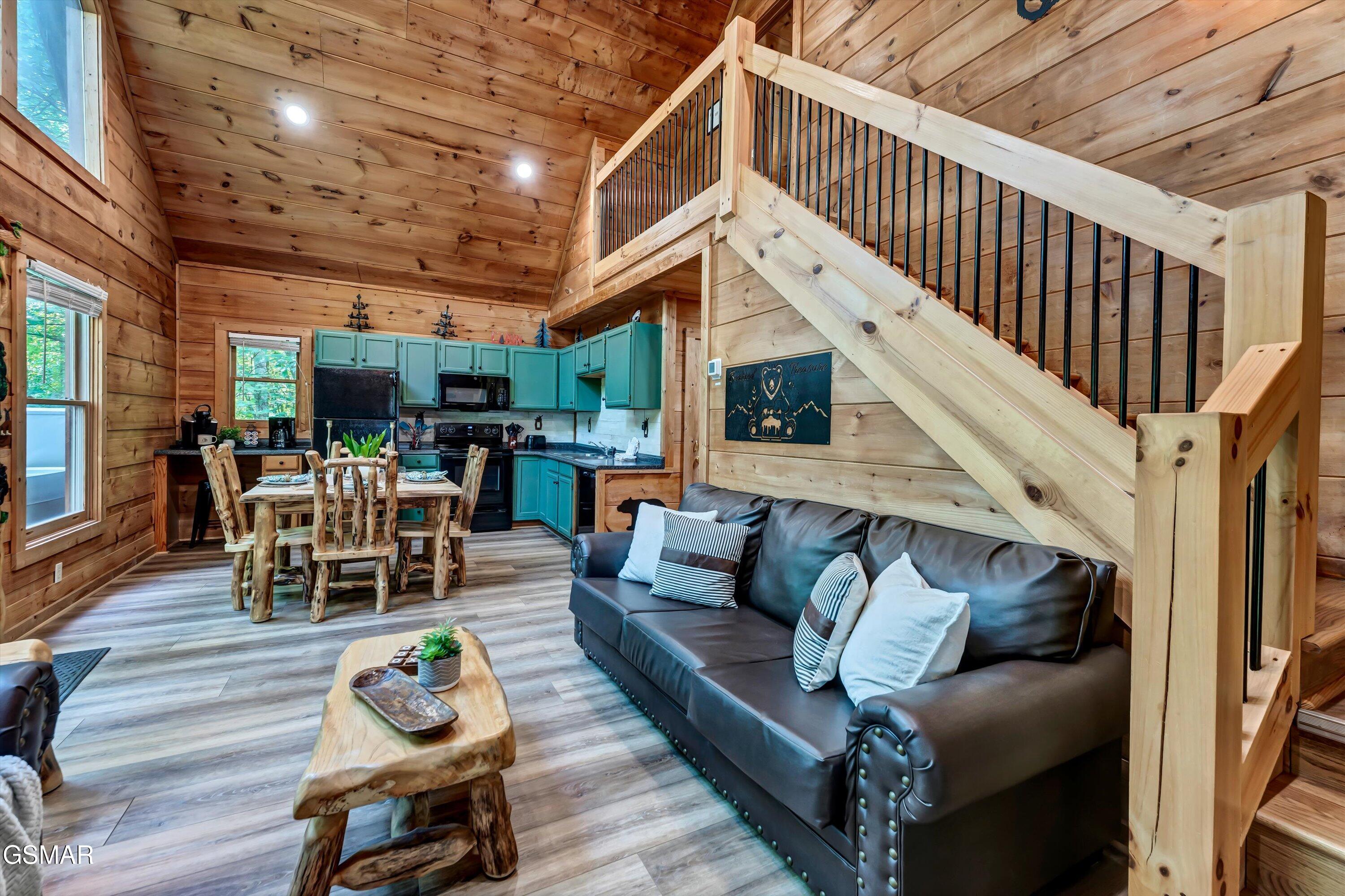 1031 Elm Circle Sevierville TN 37876