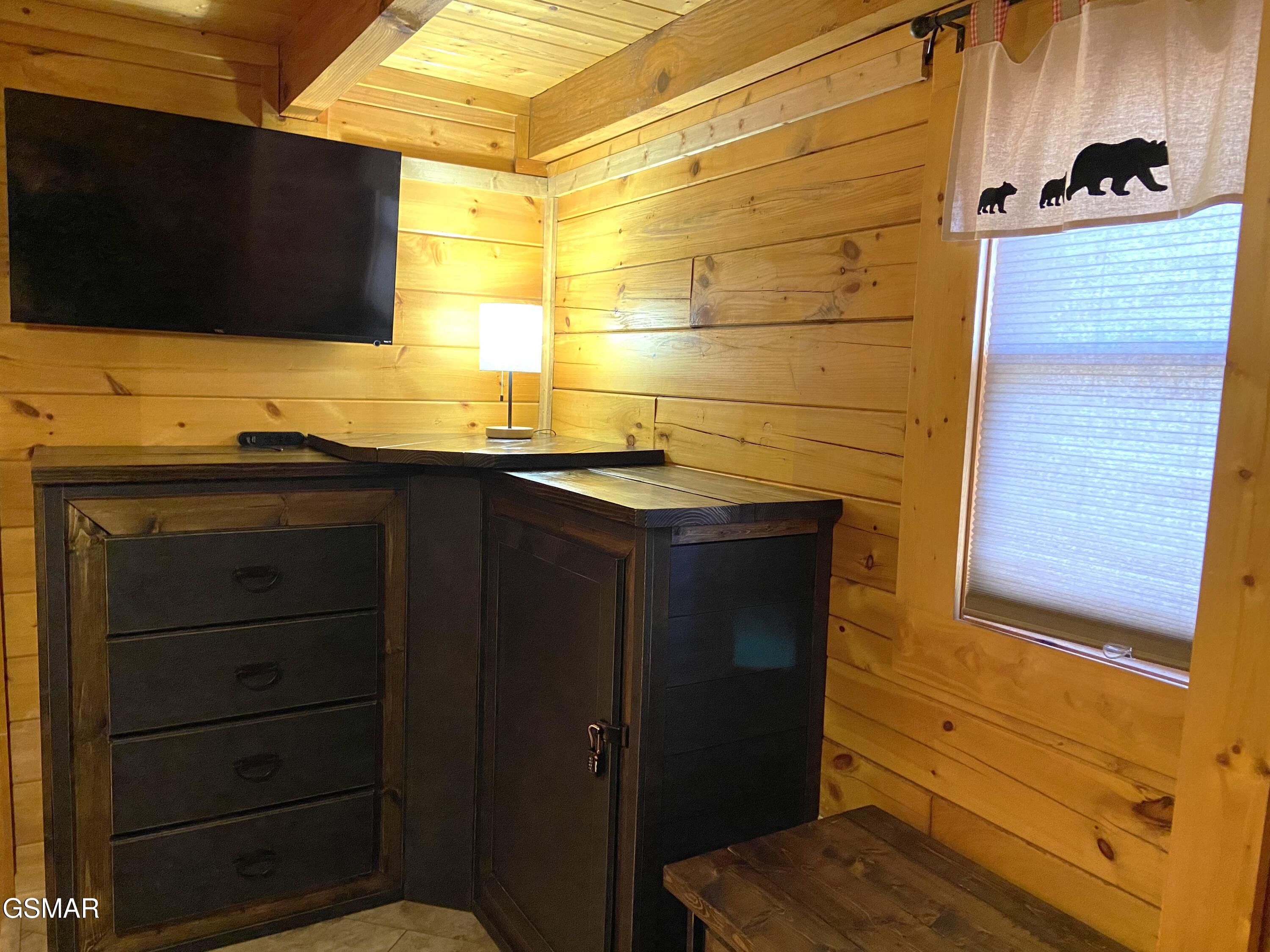 2245 Beach Front Drive Sevierville TN 37876