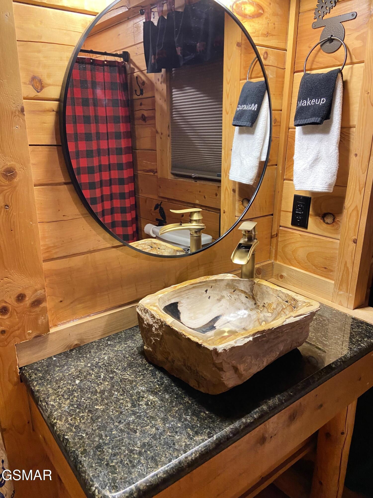 2245 Beach Front Drive Sevierville TN 37876