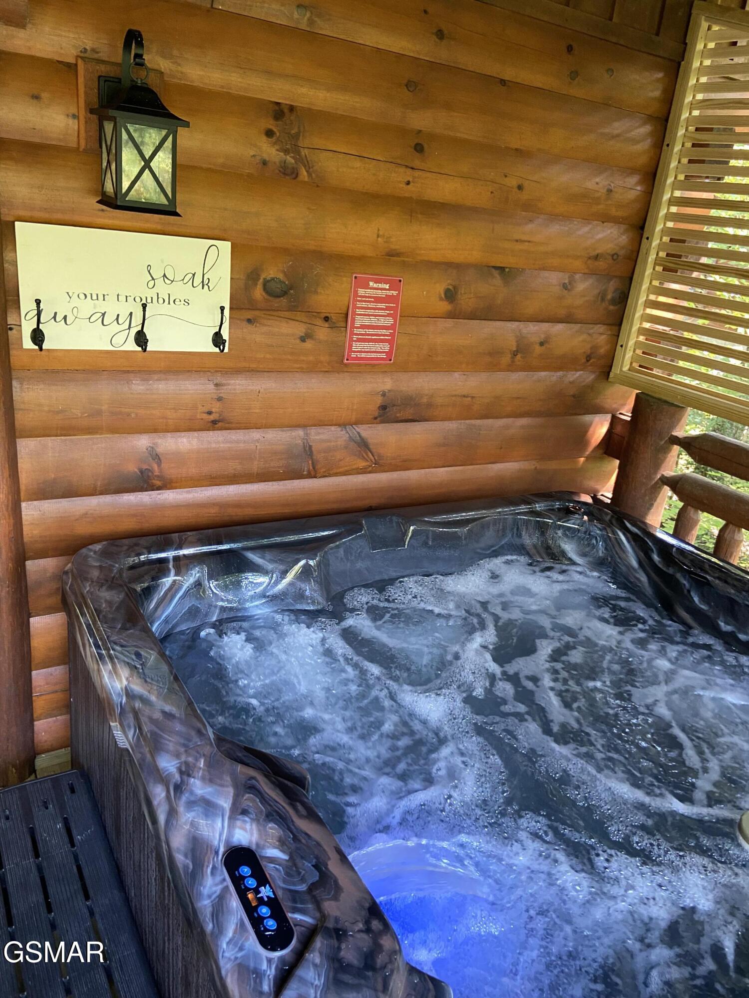 2245 Beach Front Drive Sevierville TN 37876